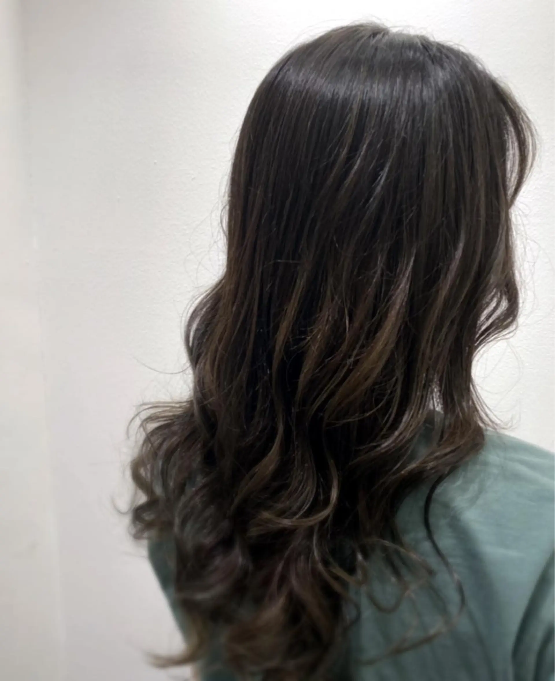 ロング ili 梅田のヘアスタイル