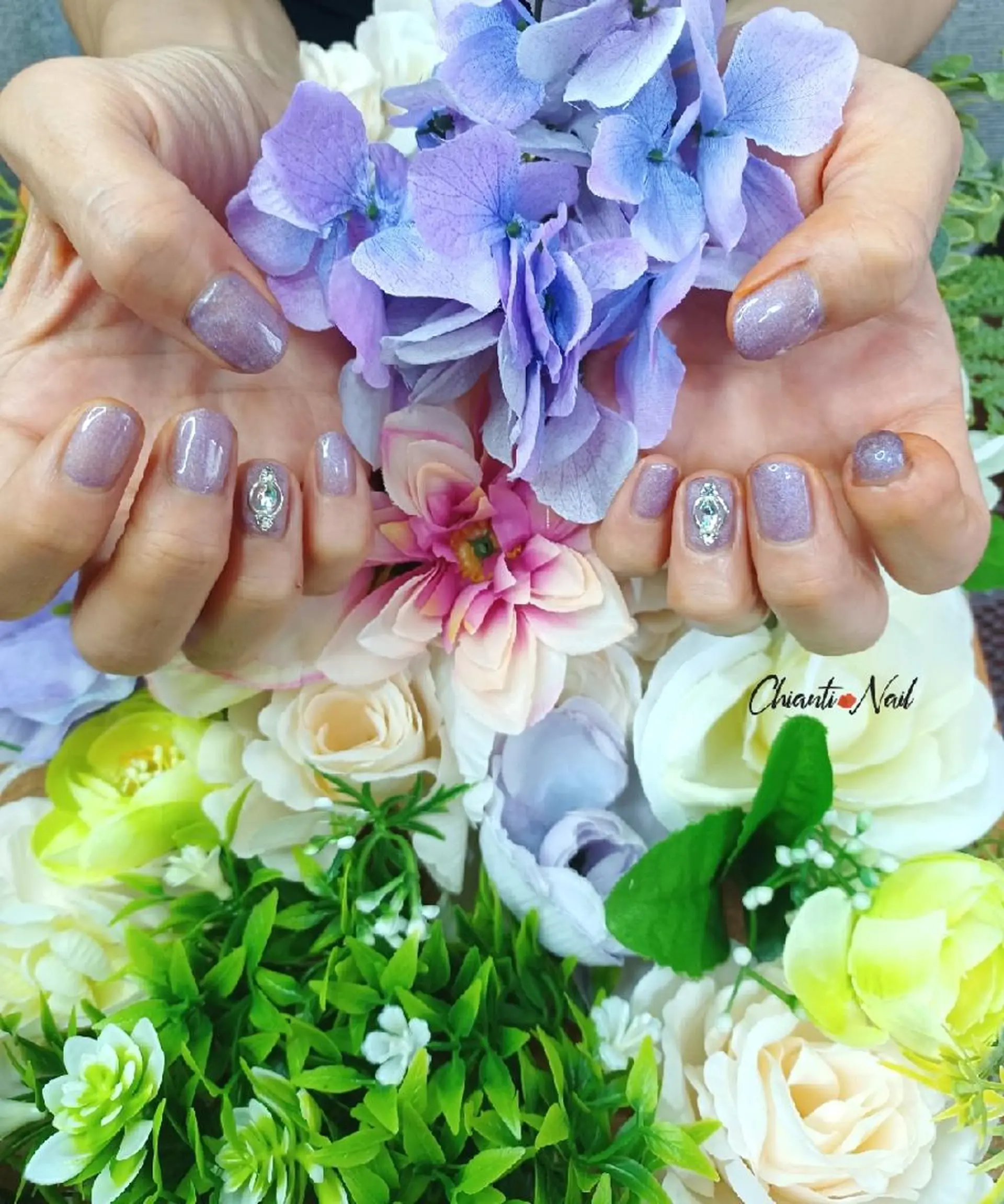 ネイル オーロラネイル シンプルネイル Chianti Nailのネイルデザイン