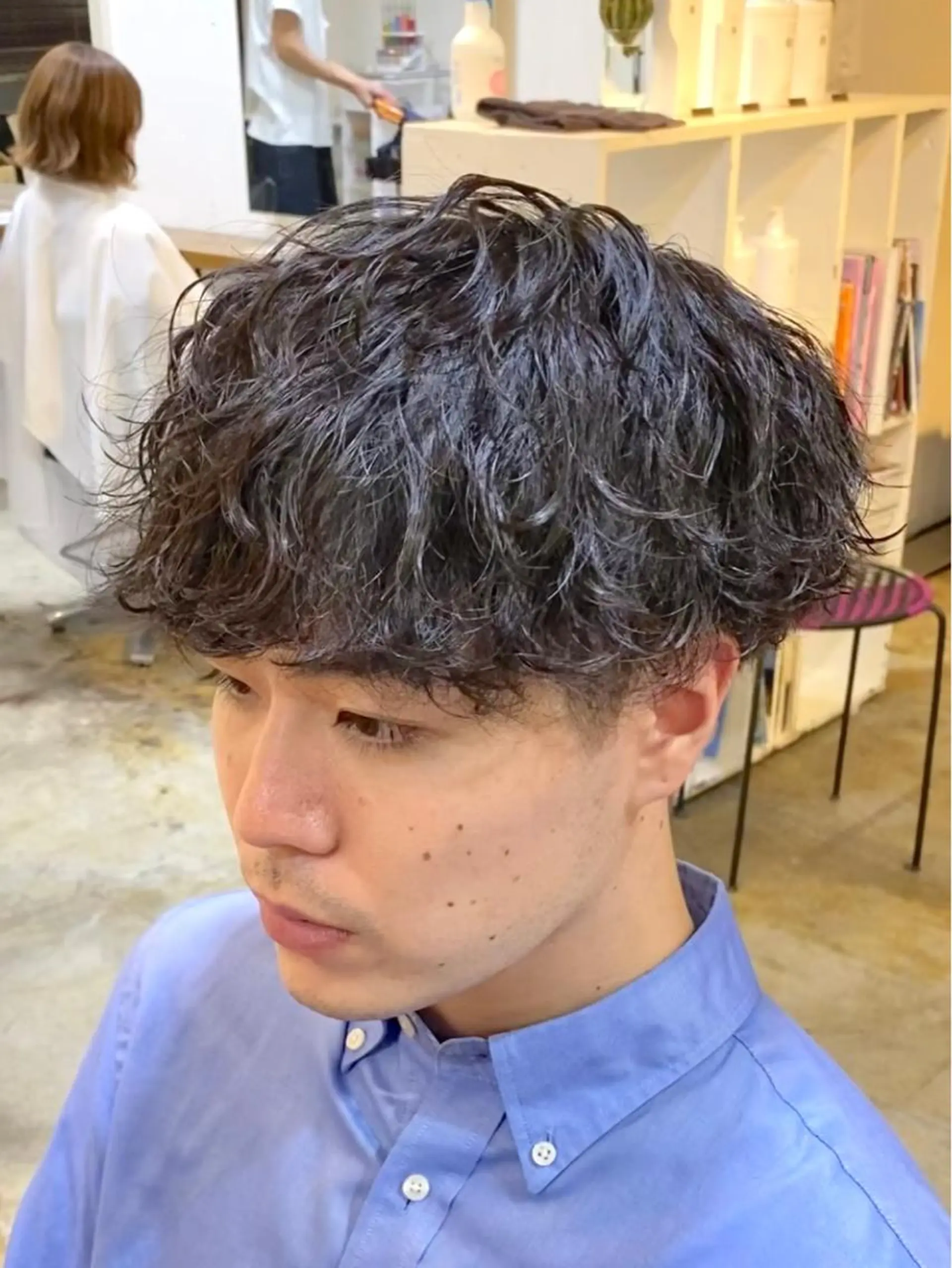 ショート パーマ メンズ 波巻きパーマ JINKIメンズ特化 メンズカットパーマのヘアスタイル