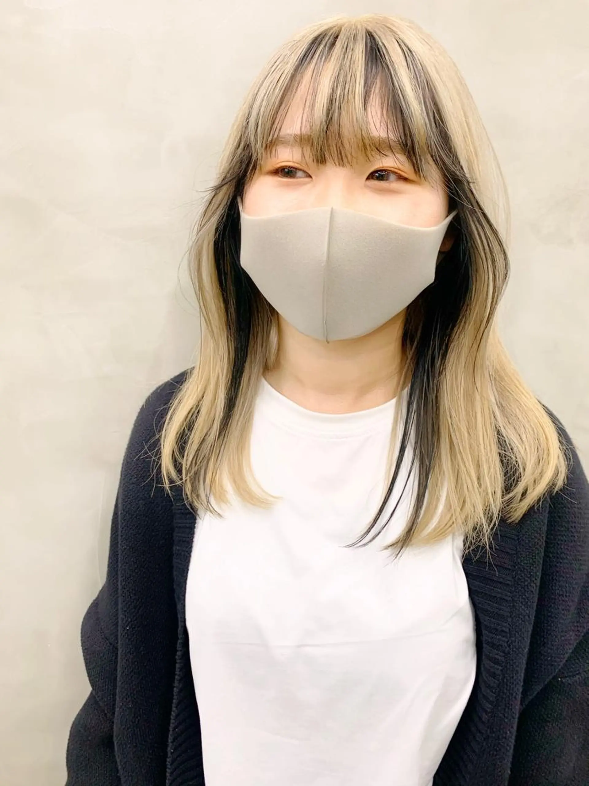 カラー ベージュカラー ブリーチ ブロンド インナーカラー ミルクティーベージュ ヘッドスパ (女性限定)🍋モエのヘアスタイル