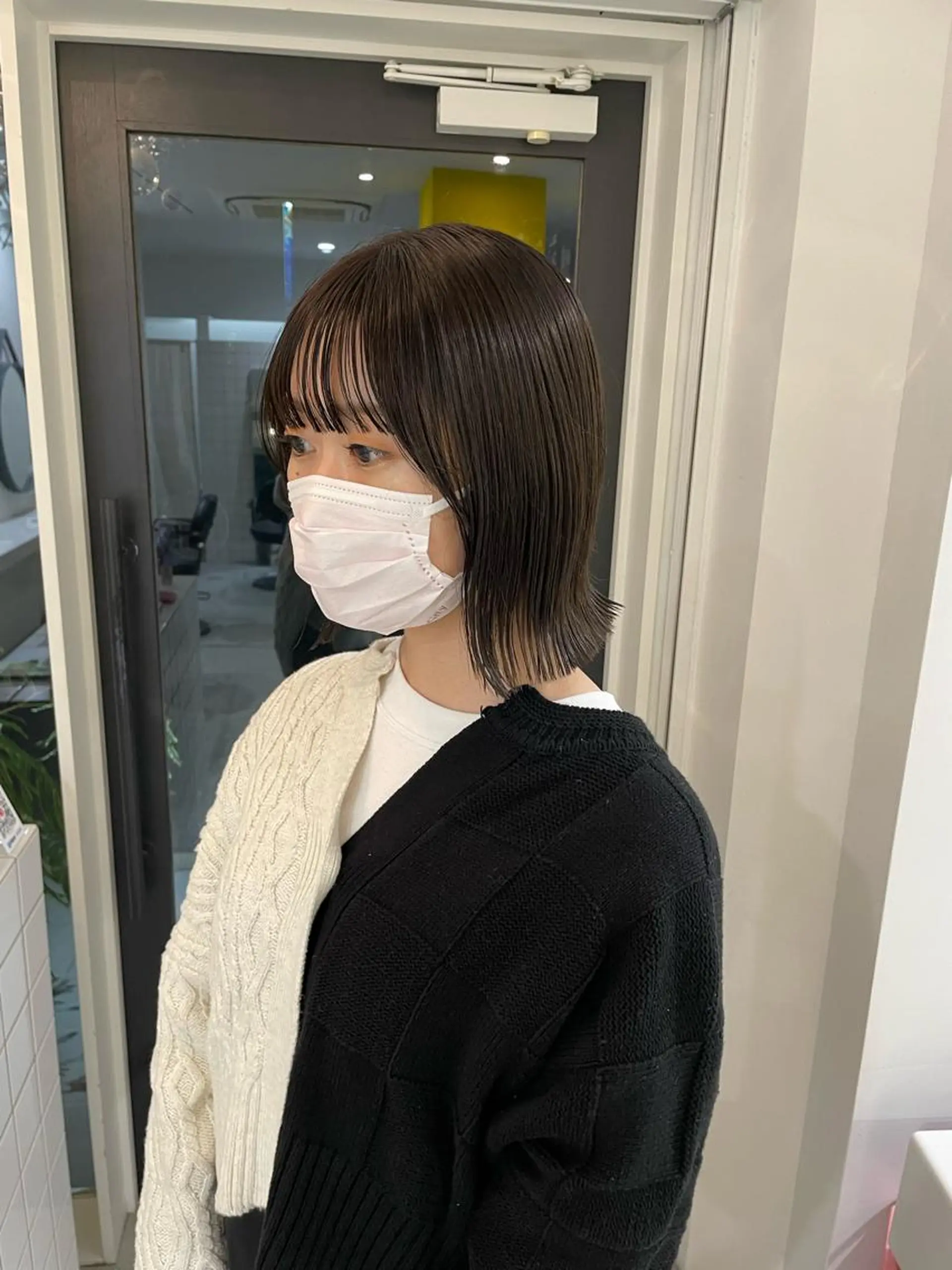 ミディアム ボブ 外ハネヘア Koto🌿 ブリーチなしカラーのヘアスタイル