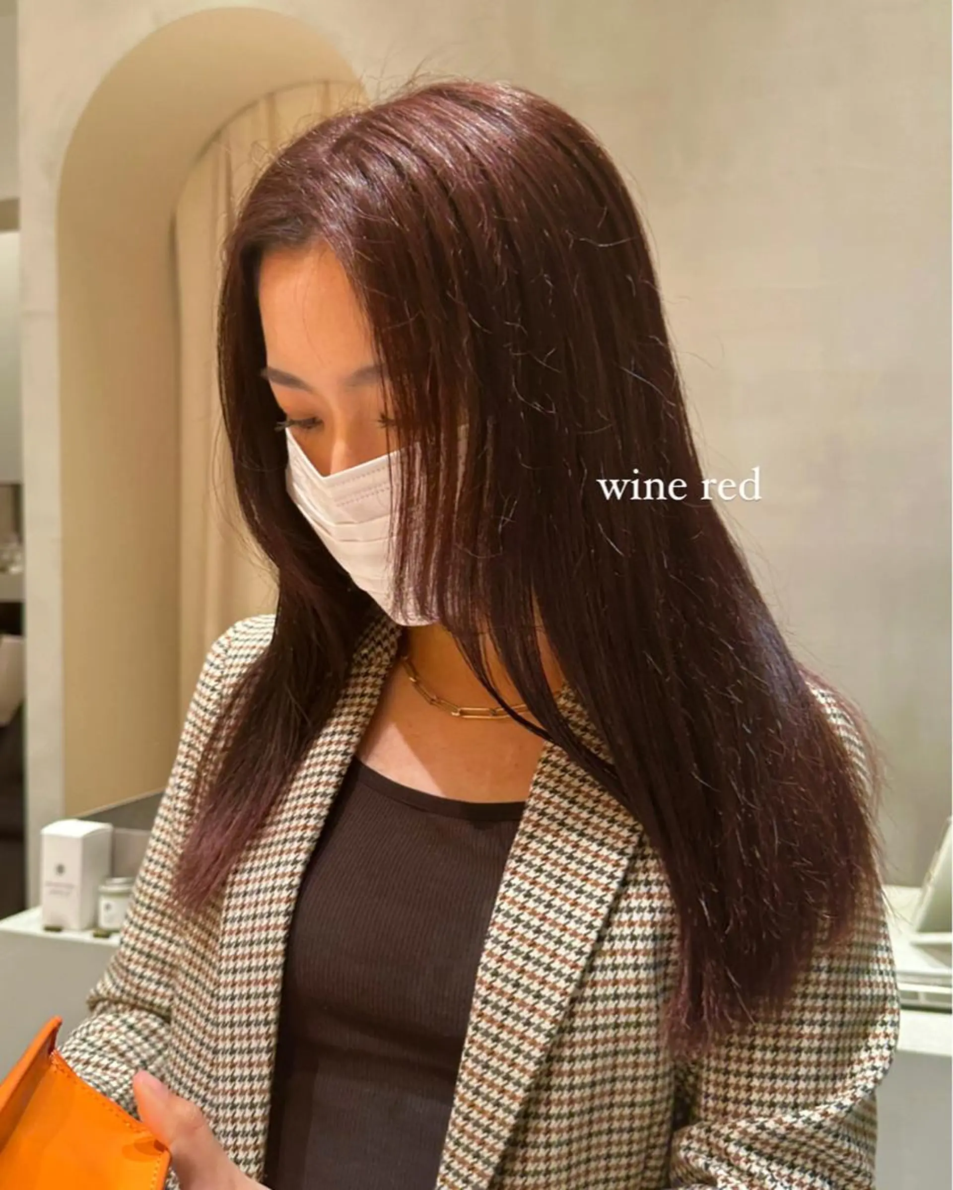 ミディアム カラー ミオ💎ショート 透ける暗髪のヘアスタイル
