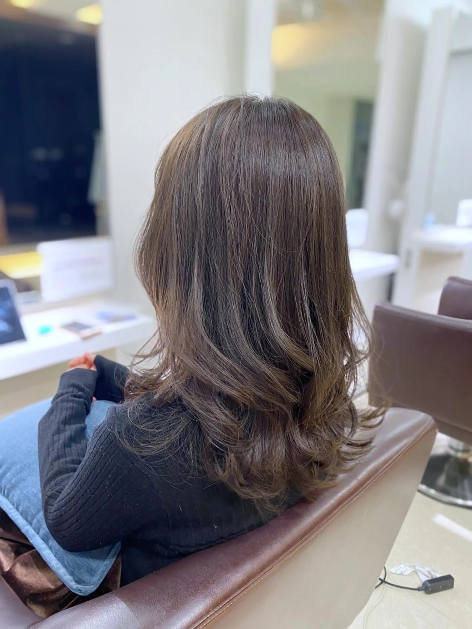 セミロング レイヤーカット 六丁の目/伊藤 /大人可愛いショートのヘアスタイル