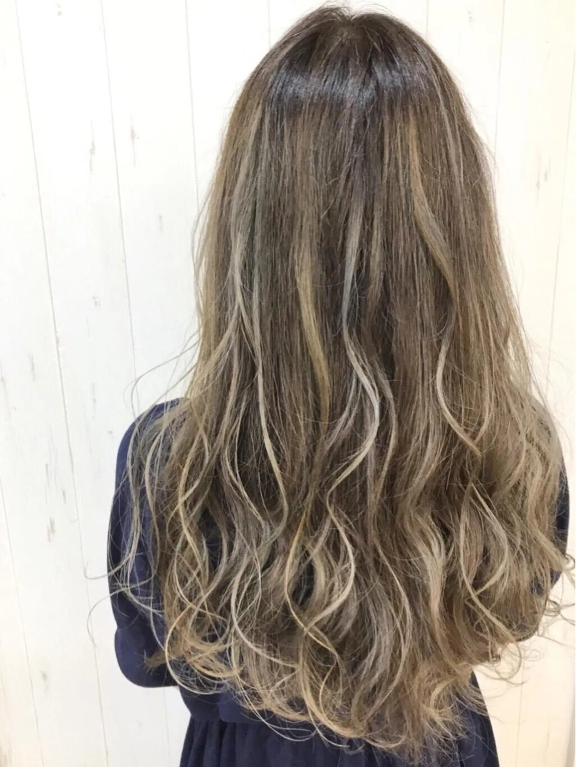 ロング カラー パーマ ヘアアレンジ キッズ ネイル マツエク・マツパ M字・前髪割れ 改善メンズ特化/栢沼のヘアスタイル