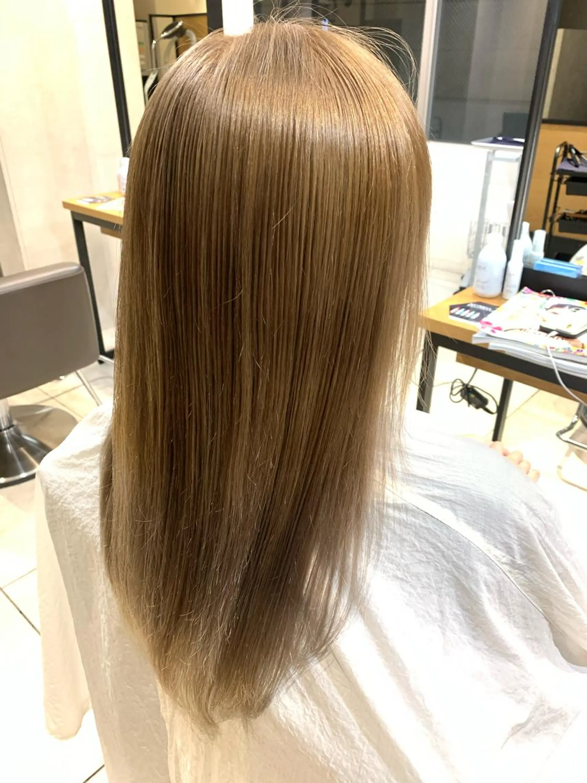 ロング 🌿earth亀有店 【緑髪のノブ】🌿のヘアスタイル