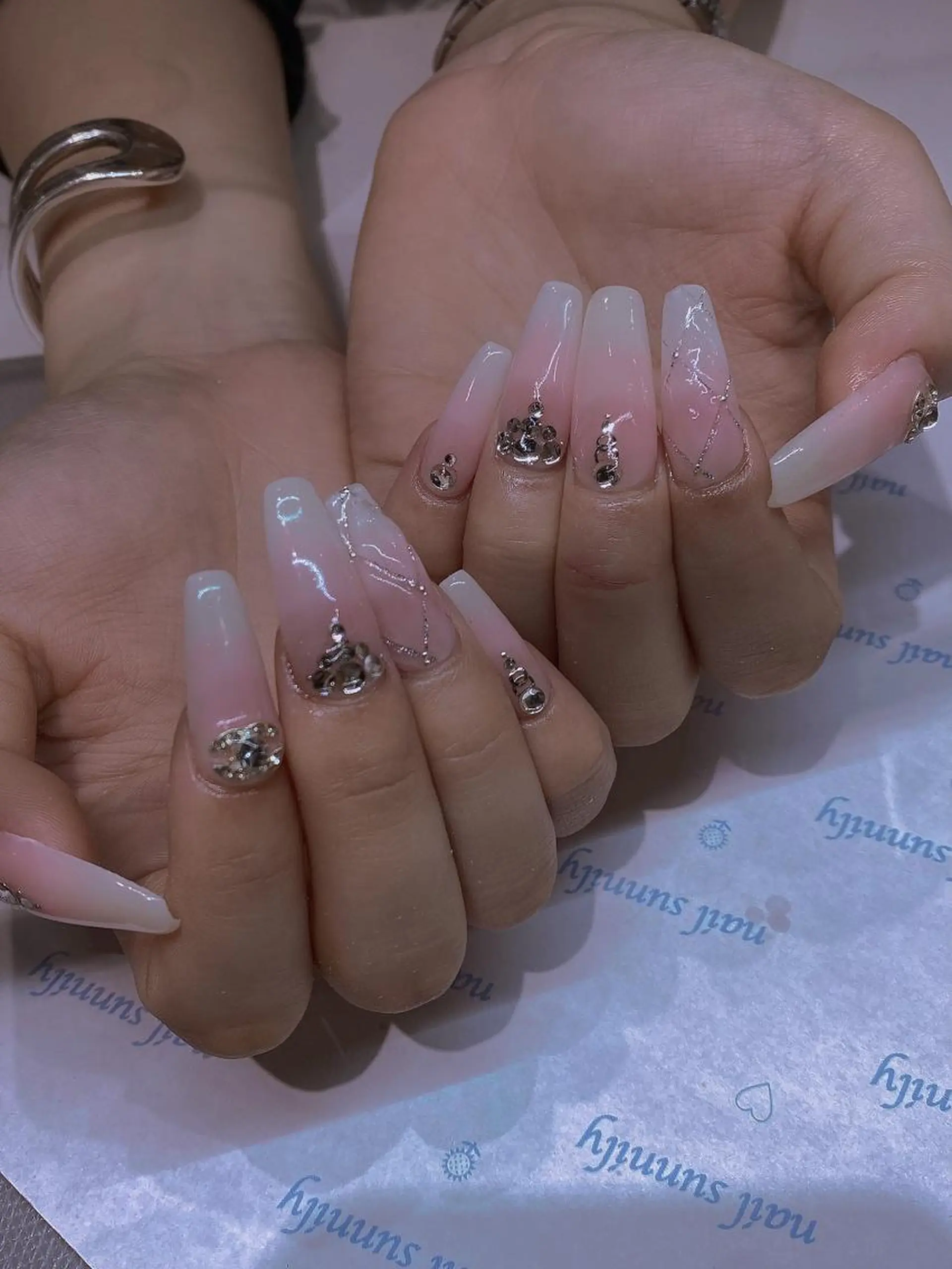 ネイル エムズ エムズのマツエク・マツパデザイン