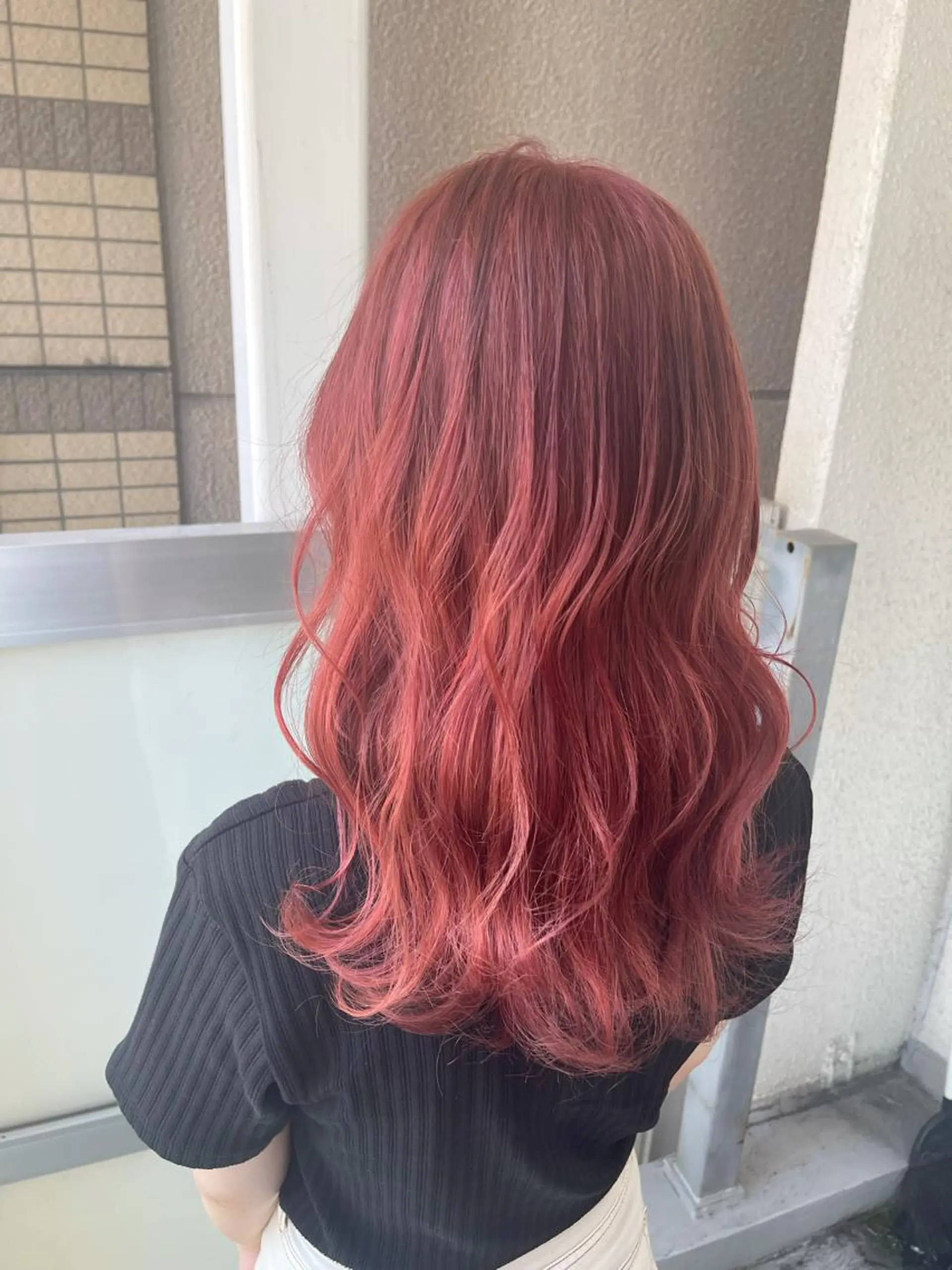 ロング カラー 岩谷/ブリーチ 🪽透明感カラーのヘアスタイル