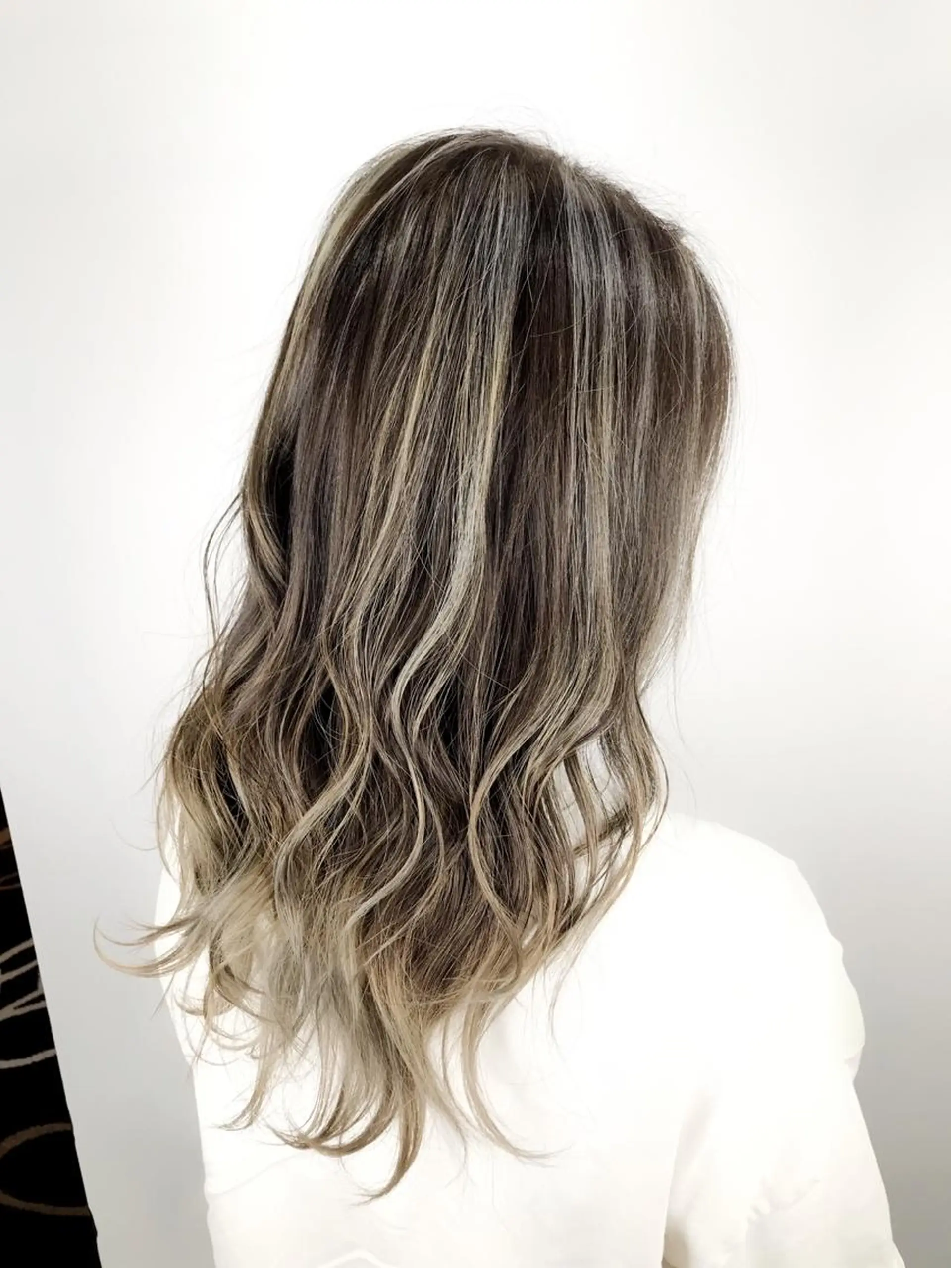 セミロング カラー インナーカラー/ ストレート/奥野洸也のヘアスタイル