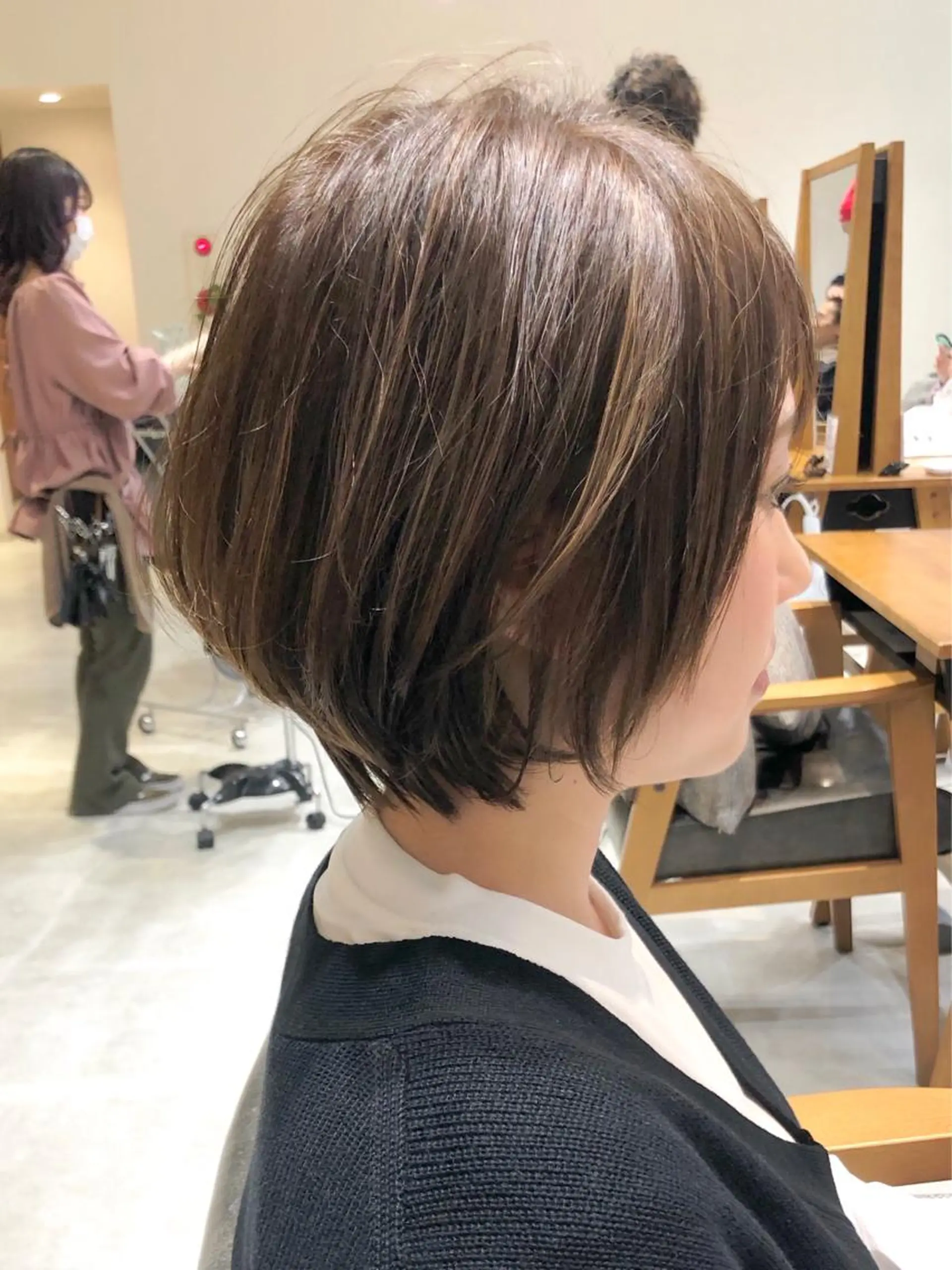 ショート カラー 🌟イメチェン美容師 🌟清水 大輝のヘアスタイル