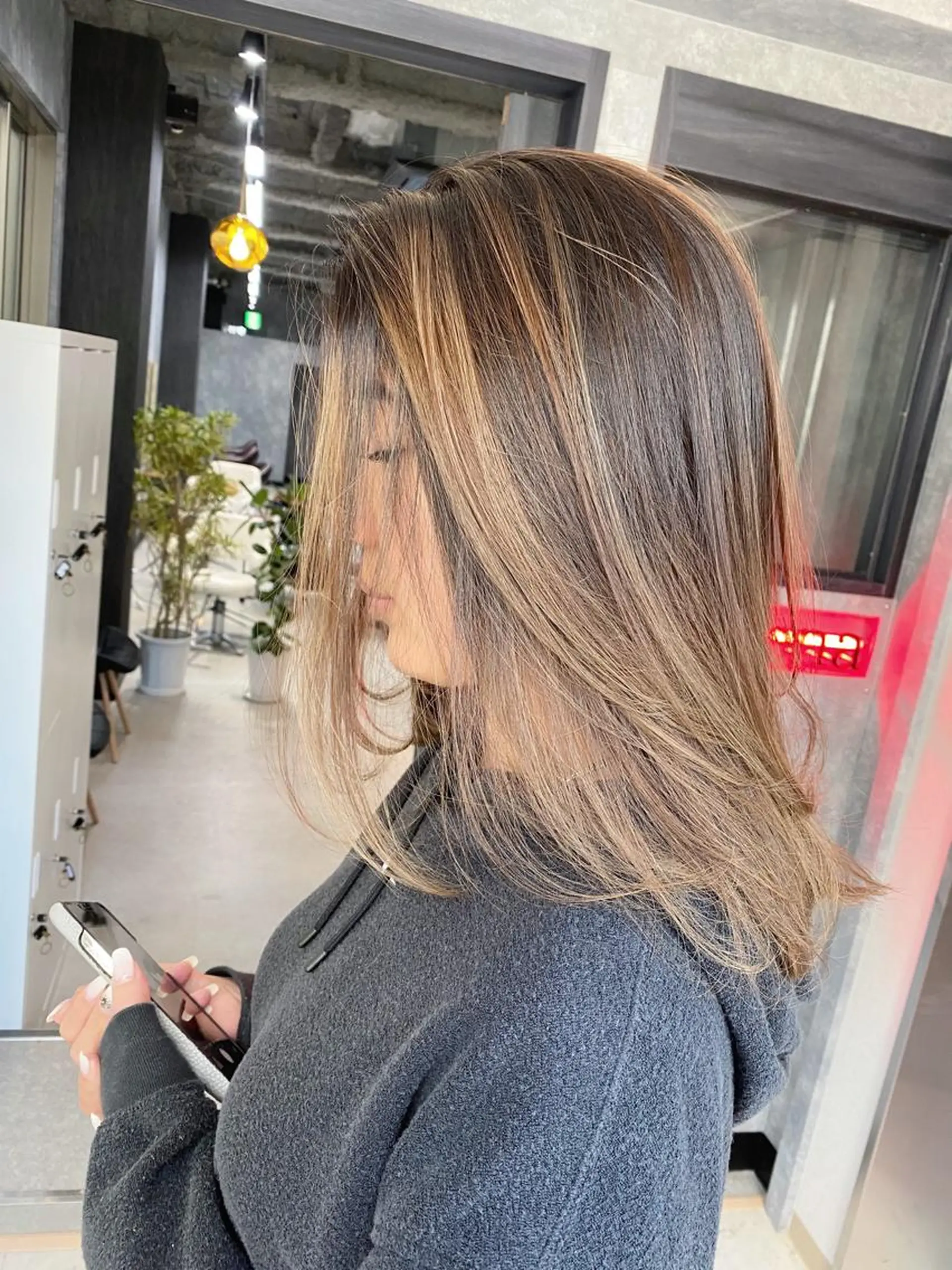 ロング カット ヘアカラー トリートメント en Siena エンシエナのヘアスタイル