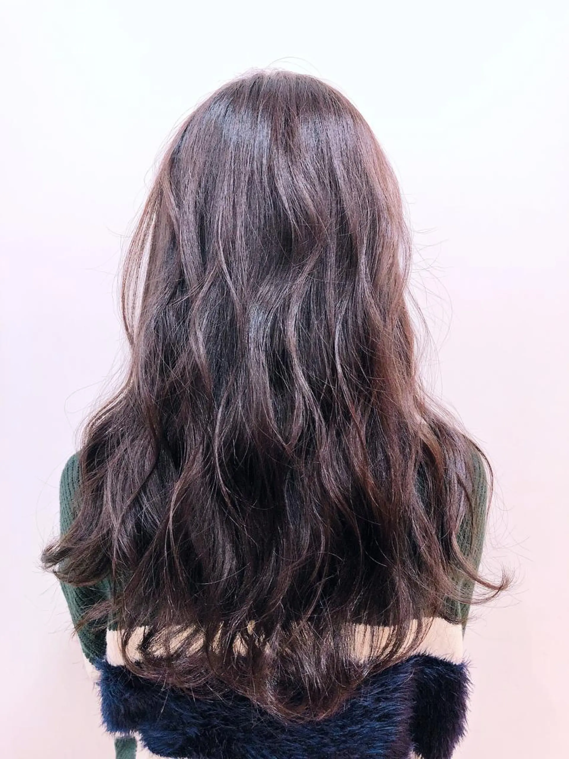 ロング カラー ベージュカラー 小宮 真理奈のヘアスタイル