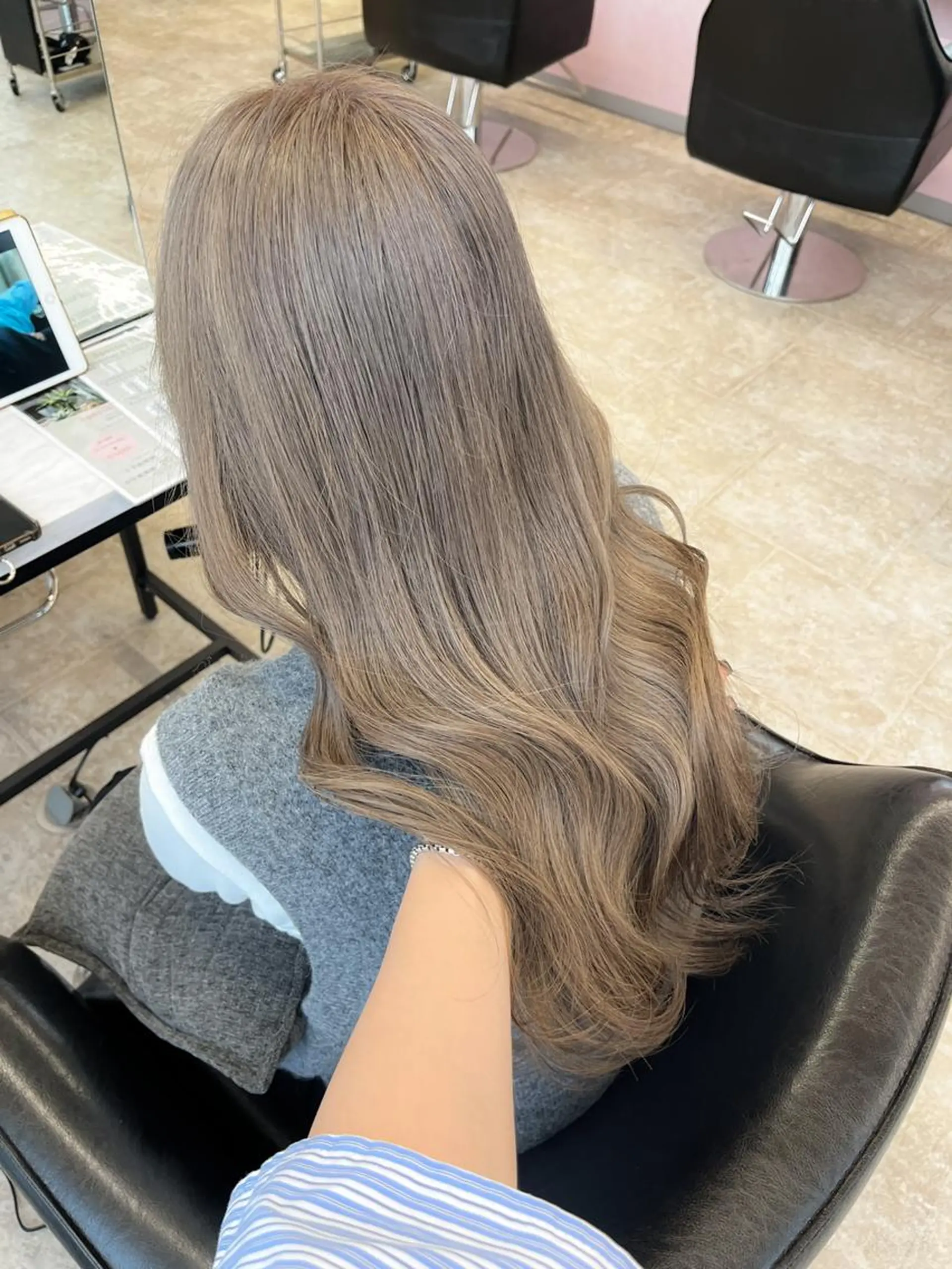 ロング カット ヘアカラー トリートメント MATTY yoshika 🐻のヘアスタイル