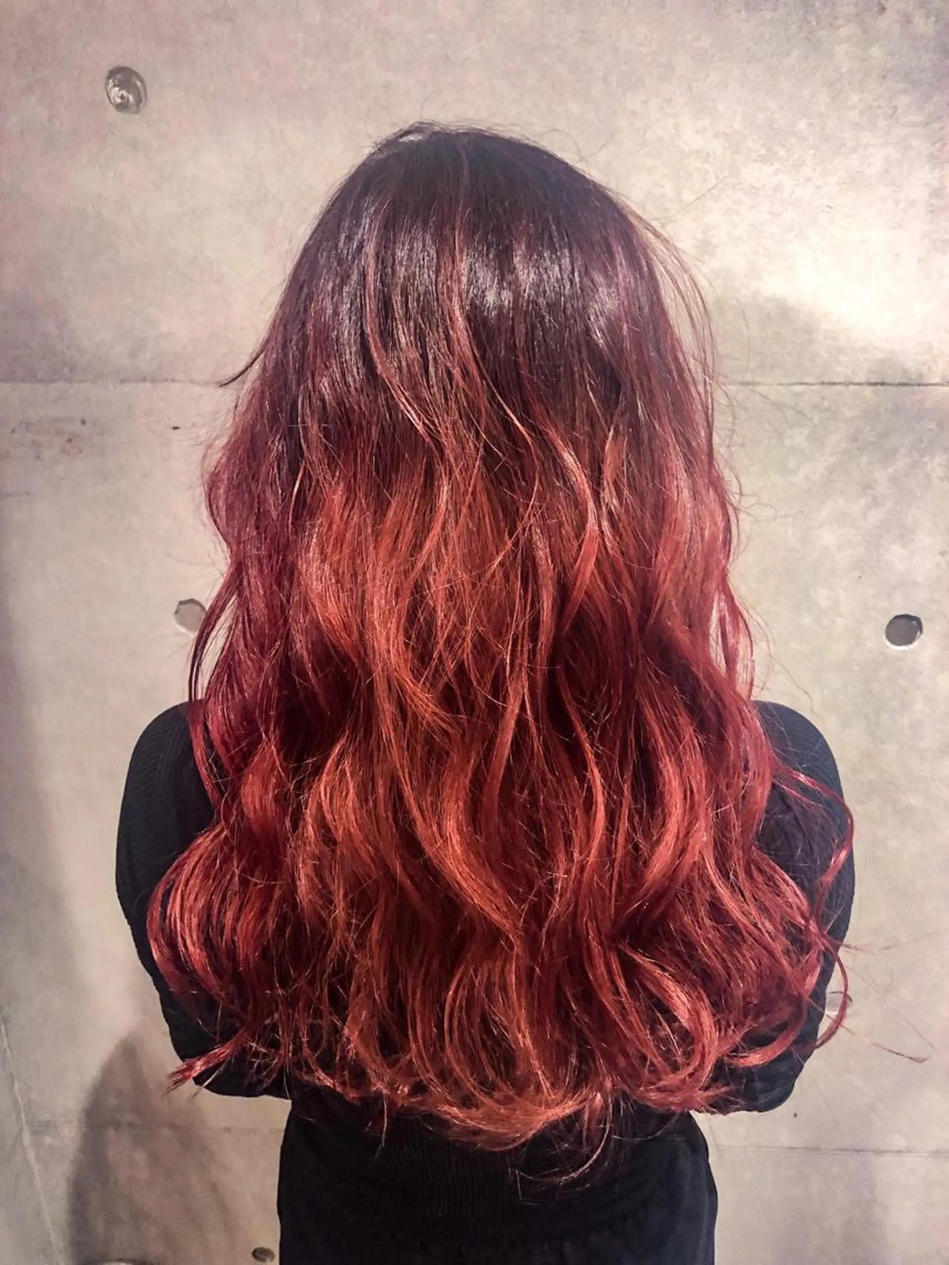 セミロング カラー バレイヤージュ レッドカラー レイヤーカット レイヤーカット× 髪質改善たもりのヘアスタイル