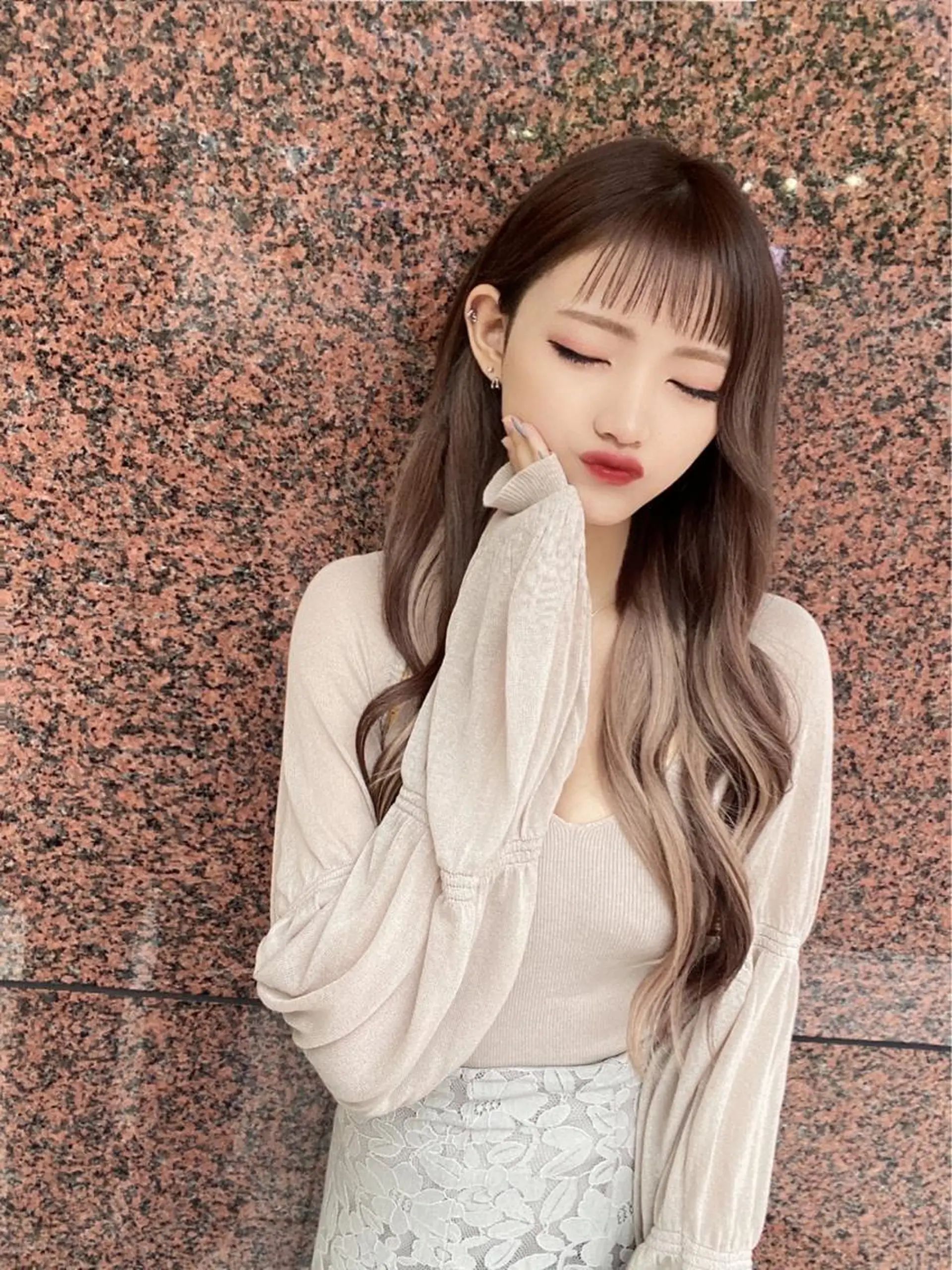 ロング カラー シールエクステ インナーカラー エクステ ヘアカラー エクステ PSY(サイ)所属・PSY(サイ)池袋 金田尚久🎨のヘアスタイル