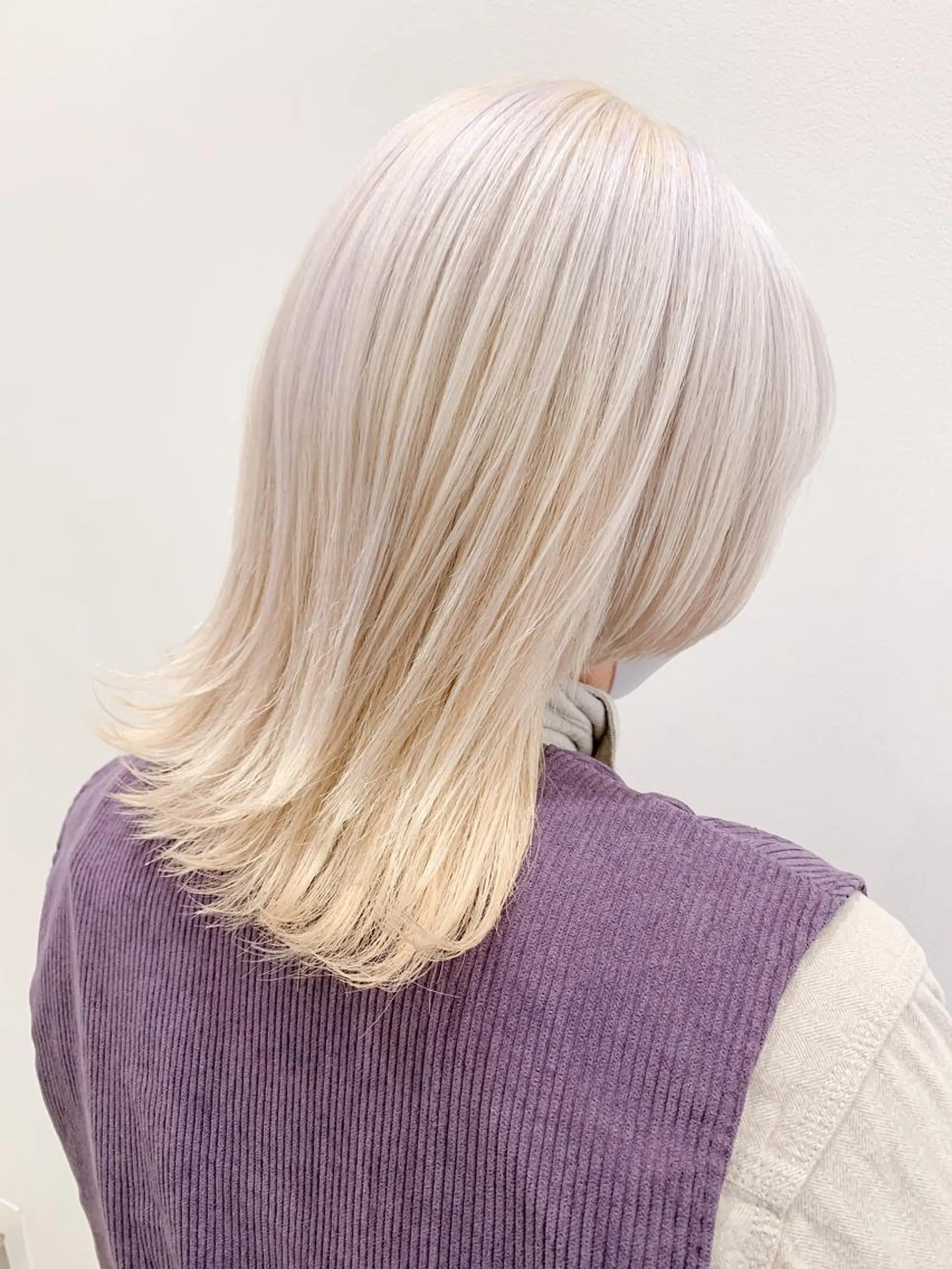 ミディアム カット ヘアカラー トリートメント 🍀ケアブリーチ カラー🍀坂井のヘアスタイル