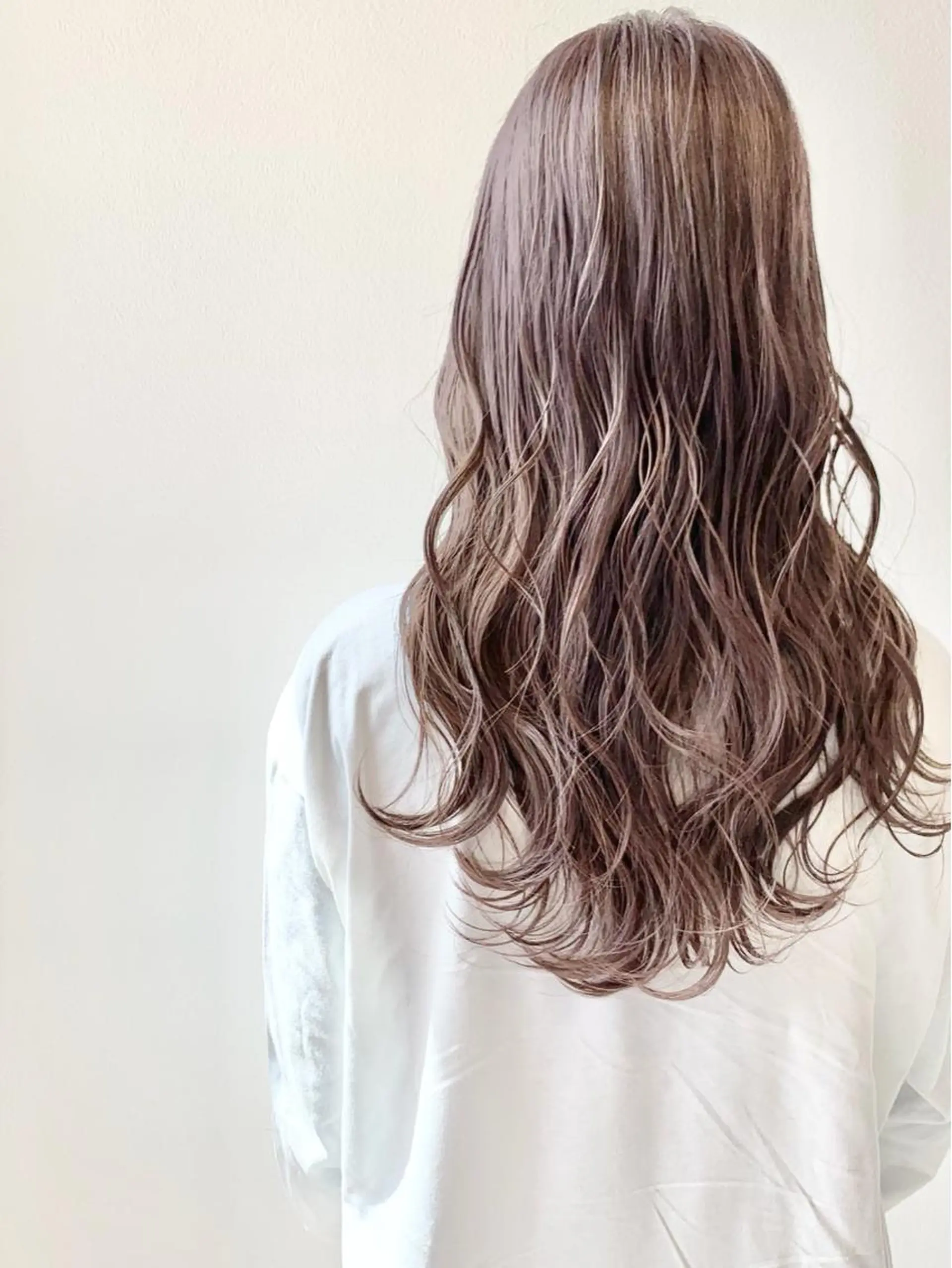 ロング カット ヘアカラー トリートメント MYRTLE TSUNODAのヘアスタイル