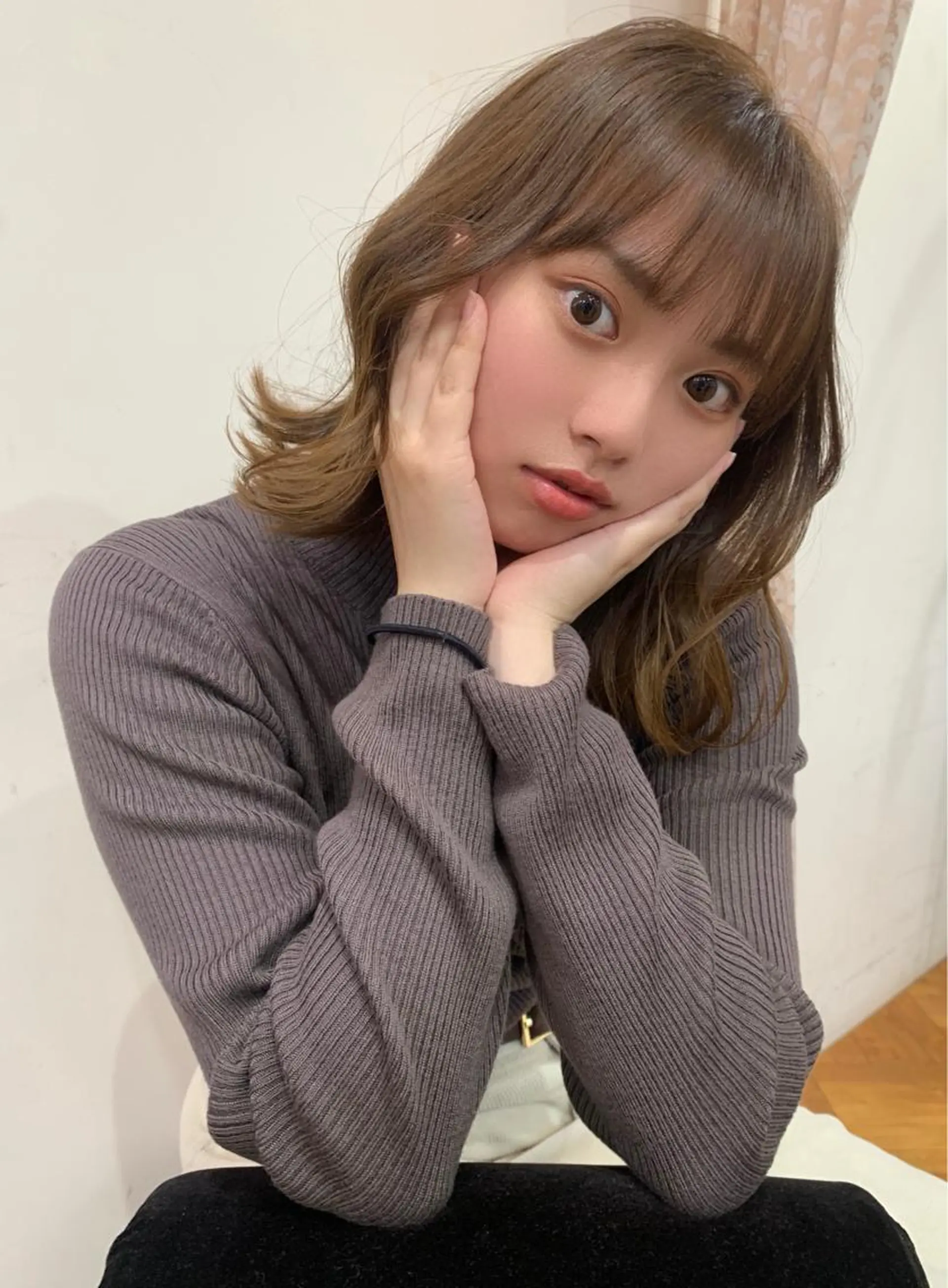 ミディアム YU TOのヘアスタイル