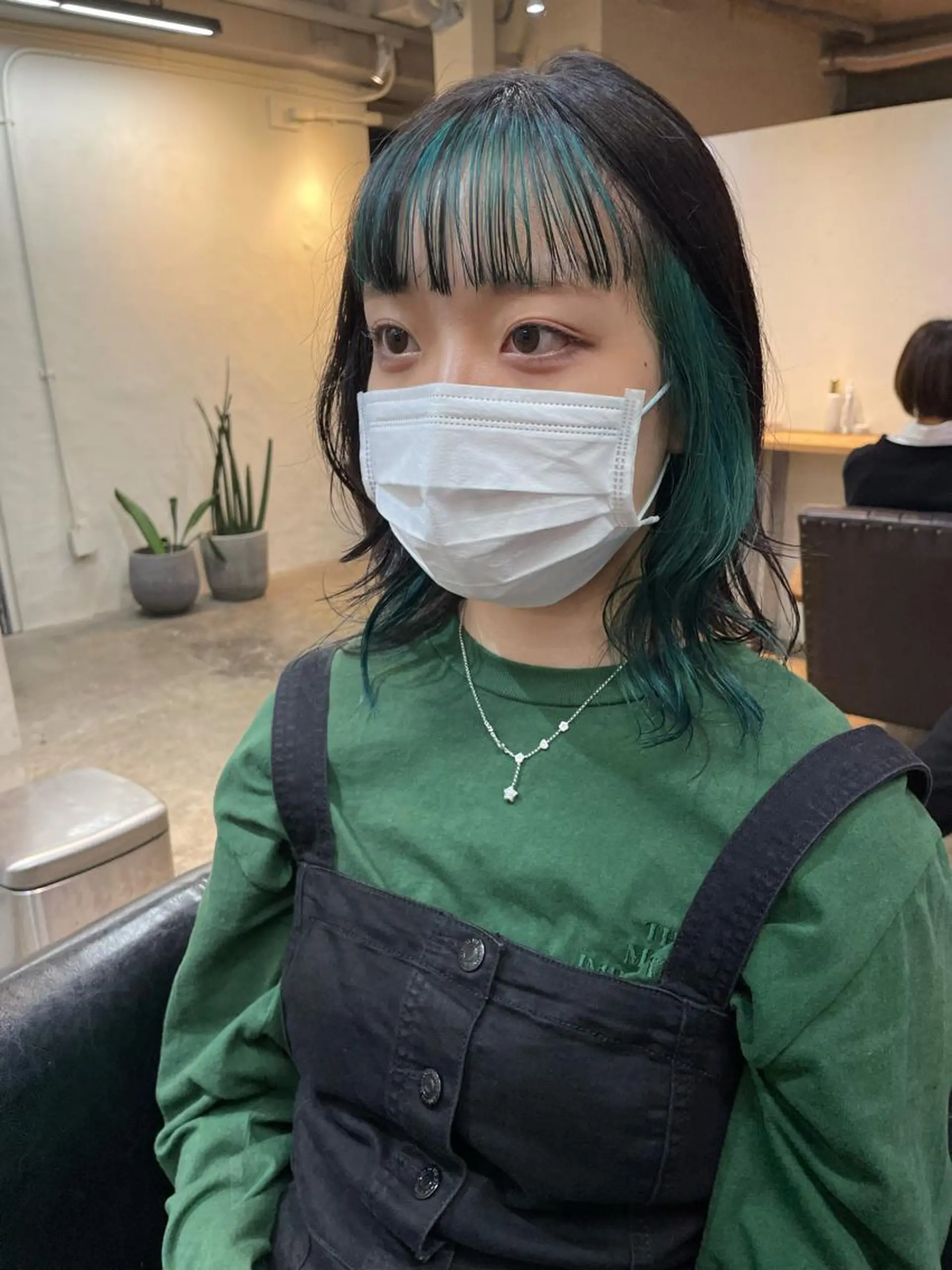 ミディアム 斎藤祐樹 /レイヤー/パーマのヘアスタイル