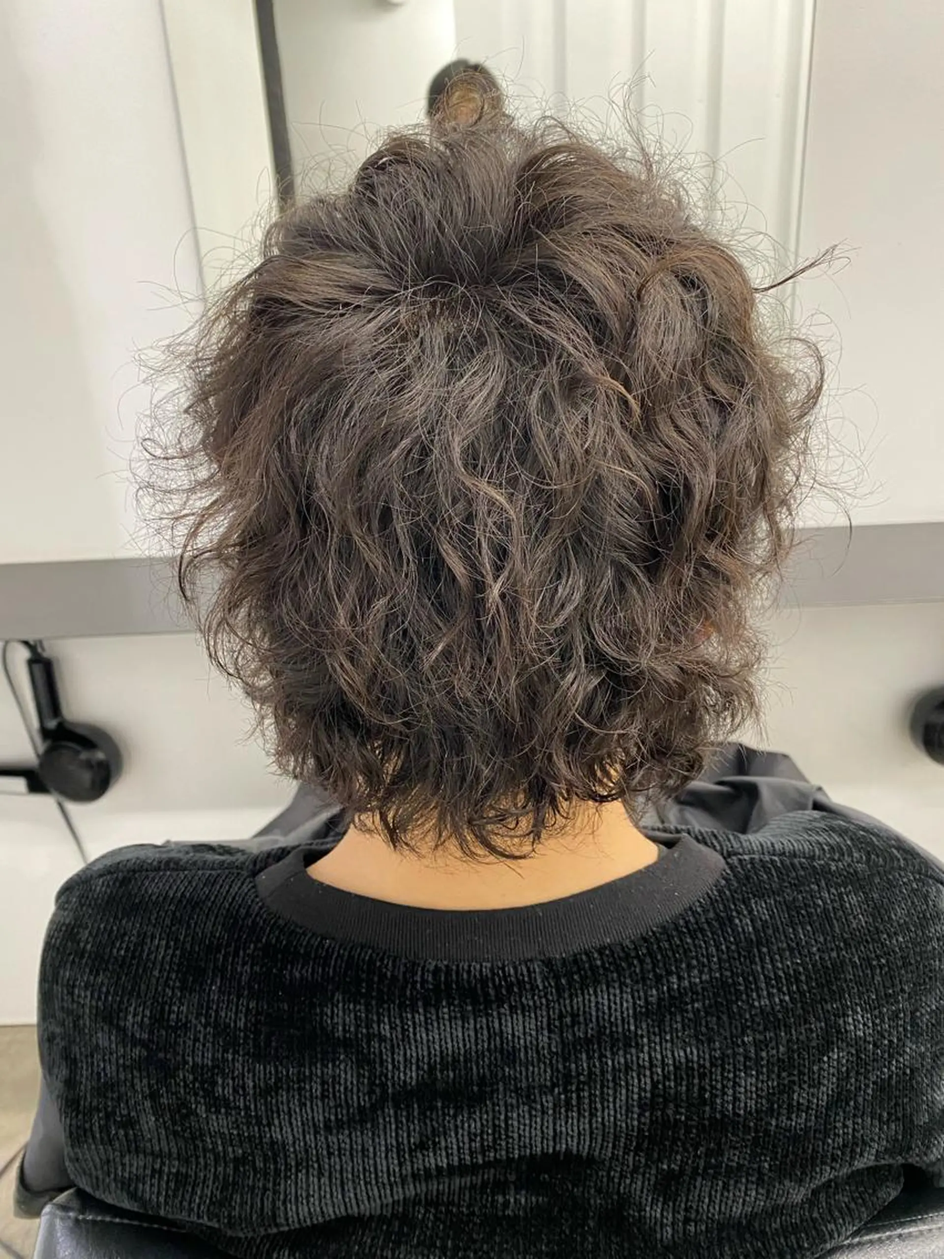 ミディアム メンズ ミディアムパーマ メンズパーマ カット パーマ ［似合わせヘア］ ✂︎OGURO✂︎のヘアスタイル