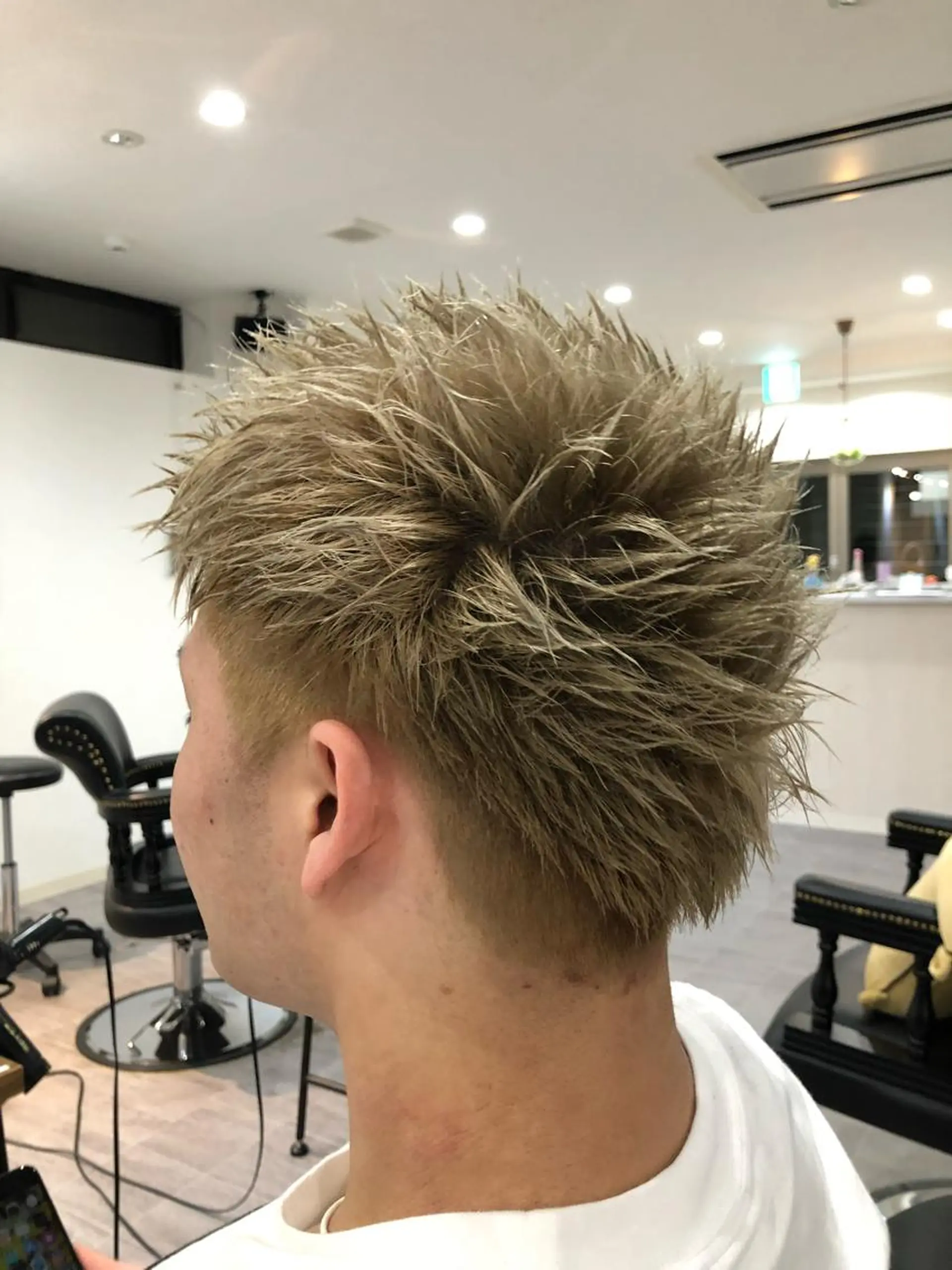 ショート メンズ 渡邊 暁史のヘアスタイル