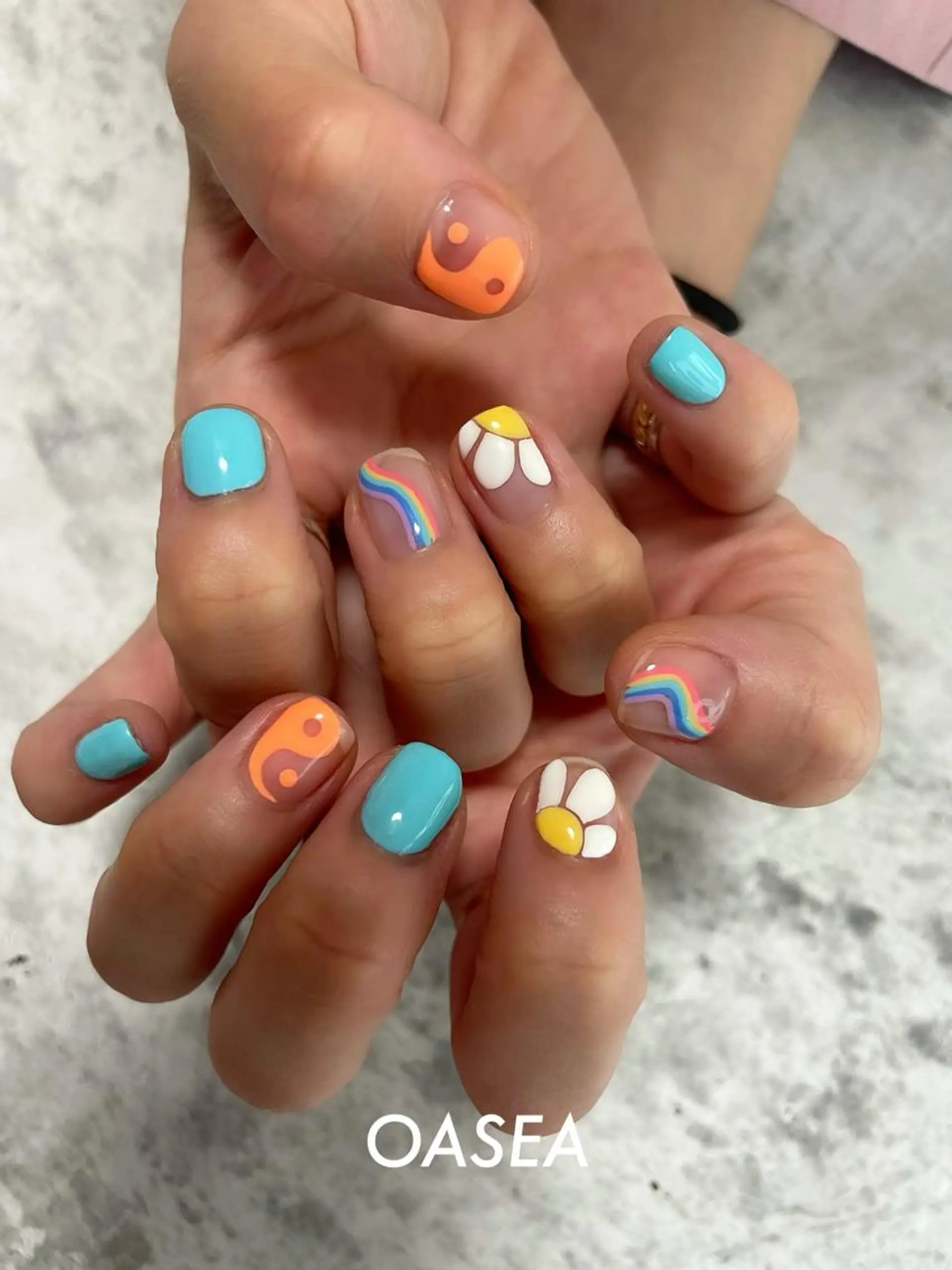 ネイル 🌞💜 KAORI 🌴のネイルデザイン