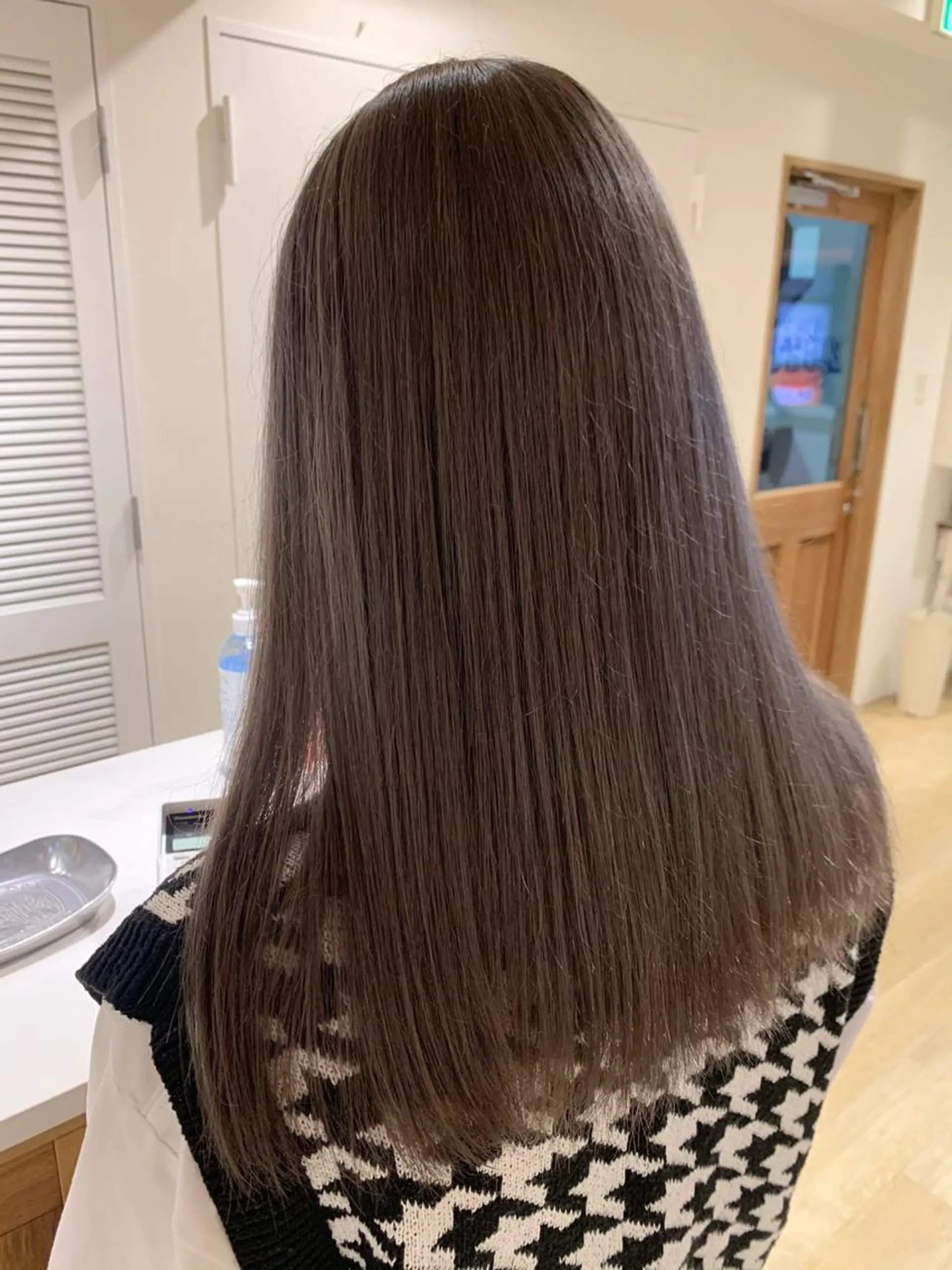 セミロング カット ヘアカラー 渋谷ハイトーン/ デザインカラー阿部のヘアスタイル