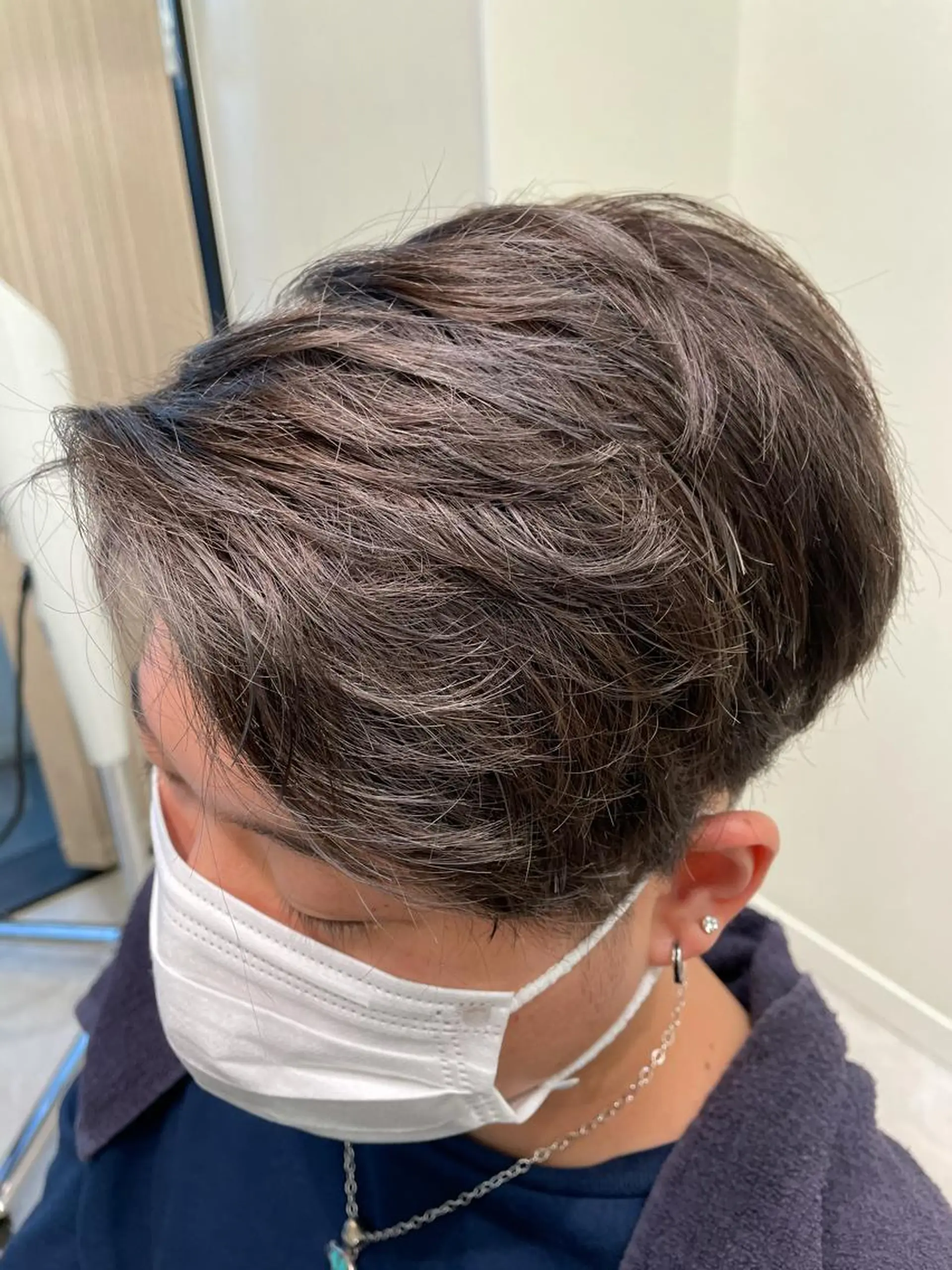 カラー メンズ メンズハイライト 透明感カラー ハイライトカラー ボブ/インナーカラー /眉毛/Miyuのヘアスタイル