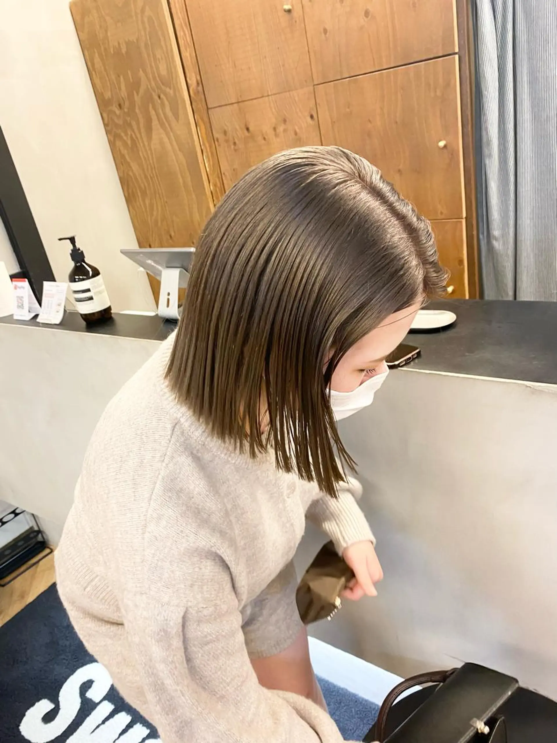 ミディアム デザインカラー/ボブ ブリーチカラー/ユリのヘアスタイル