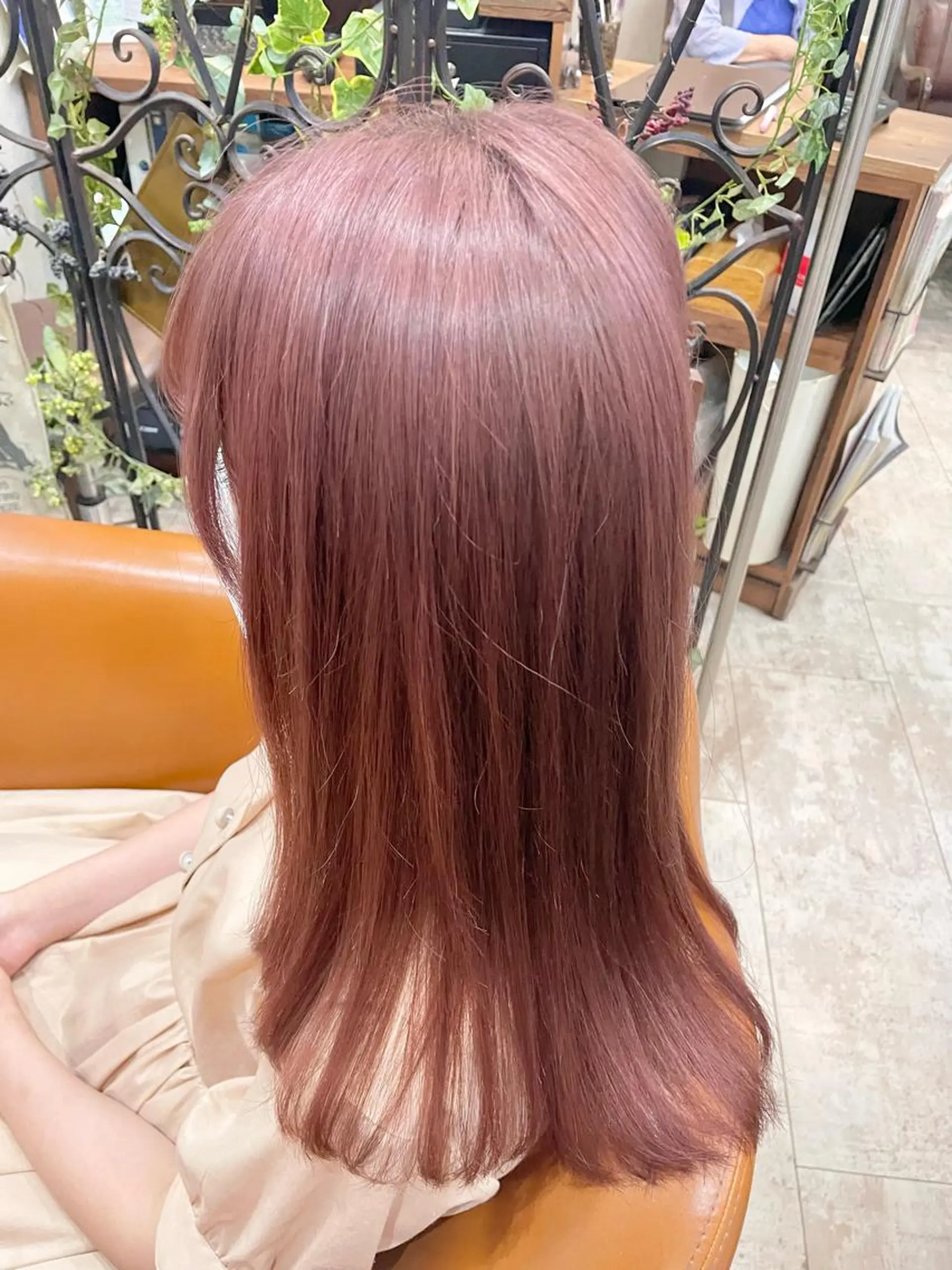 セミロング カラー ヘアアレンジ カット ヘアカラー トリートメント 【ピンク/韓国ヘア/ ヘアセット】亜海のヘアスタイル