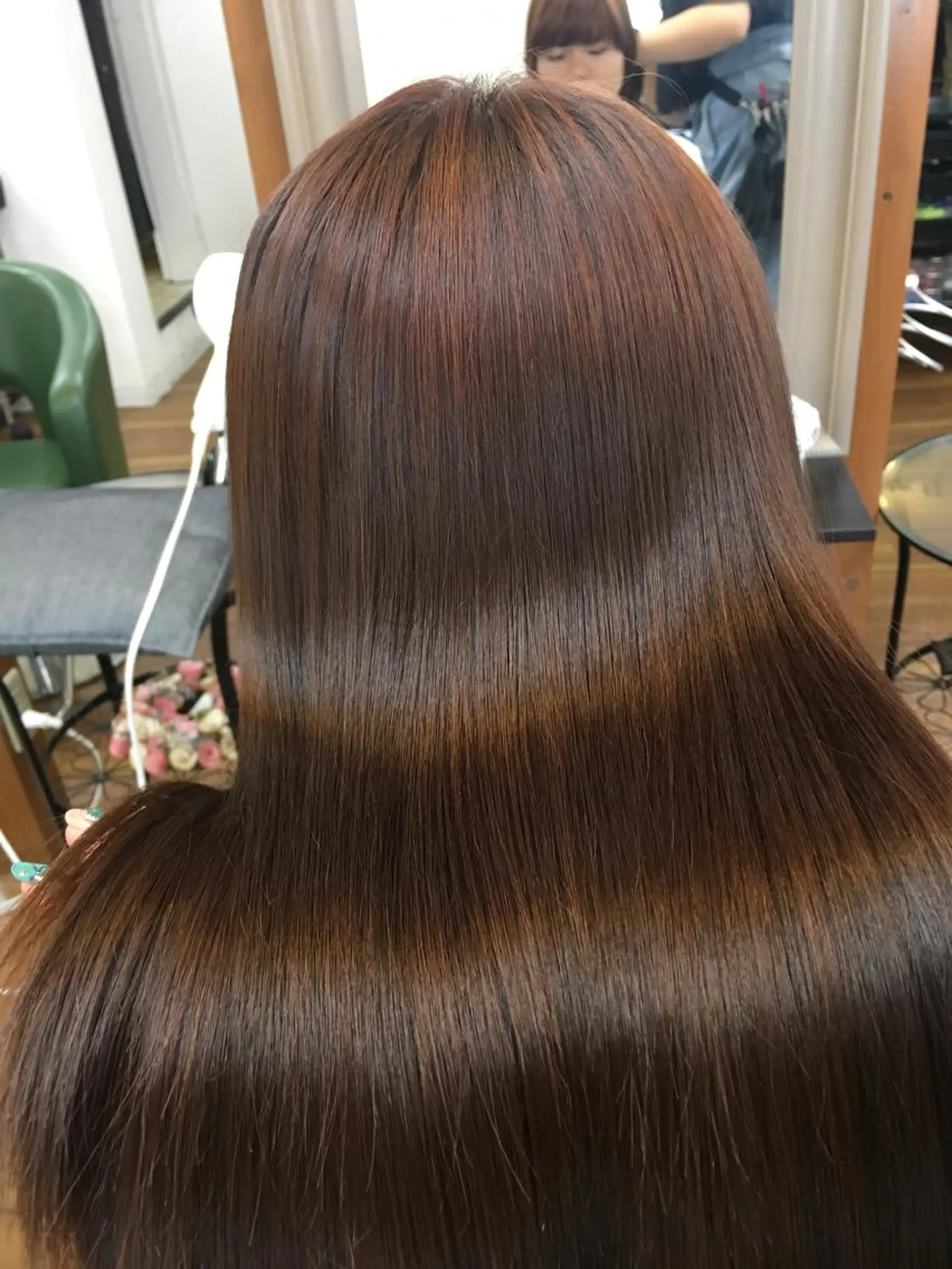 セミロング カラー SHIORI💜口コ ミNo.1艶カラーのヘアスタイル