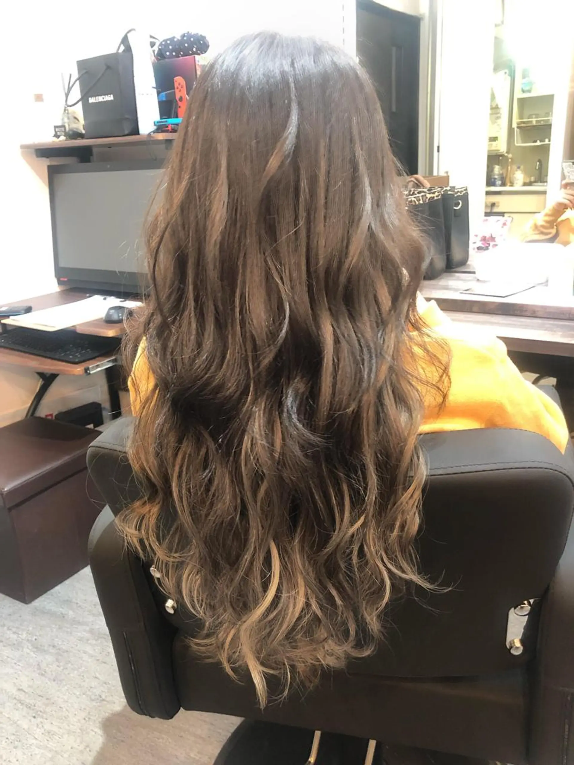 セミロング 100%高級人毛使用 LANIUMEDAのヘアスタイル