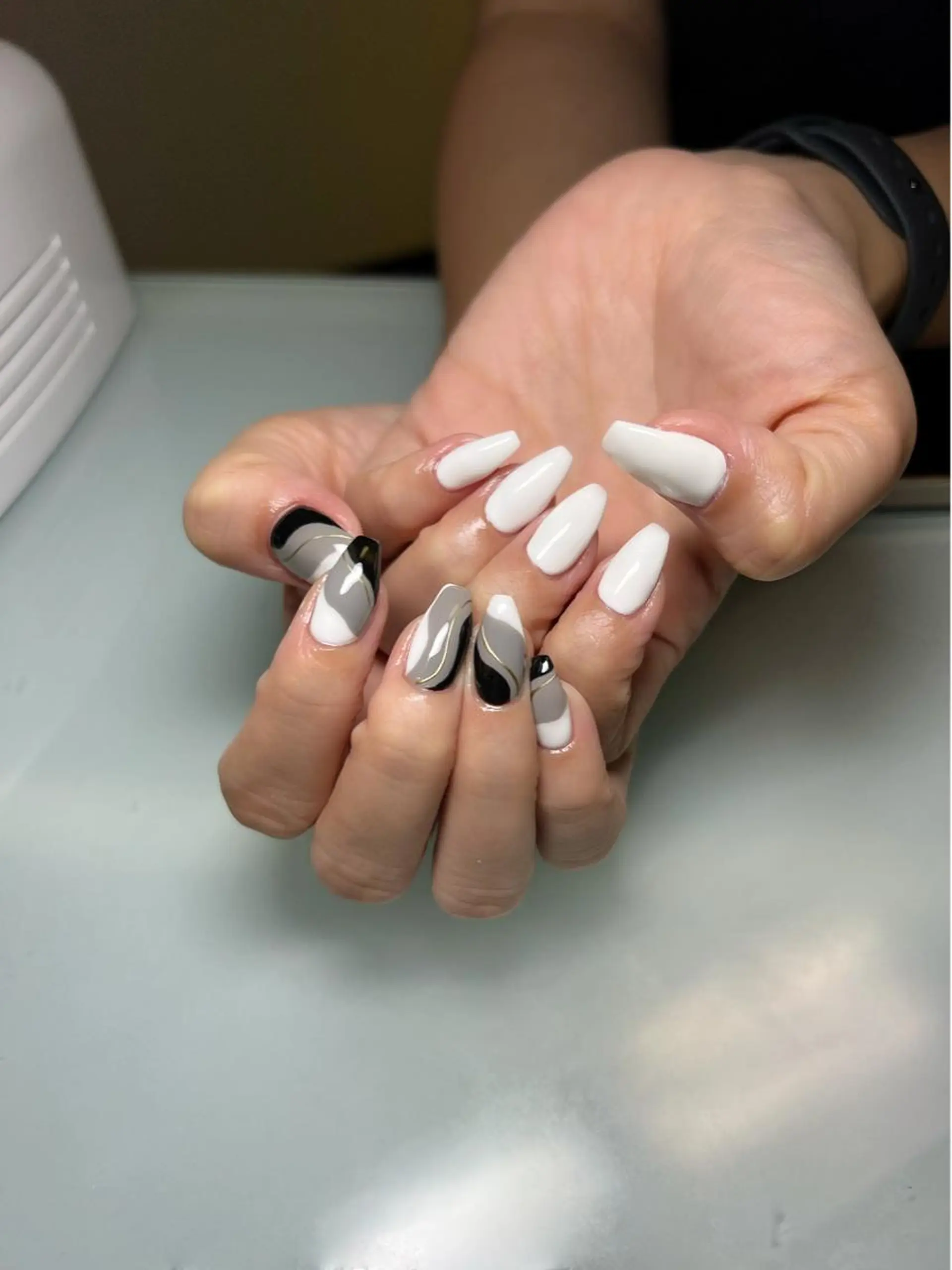 ネイル maison dari (ﾒｿﾞﾝ   ﾀﾞﾘ )所属・高橋 ユカのネイルデザイン