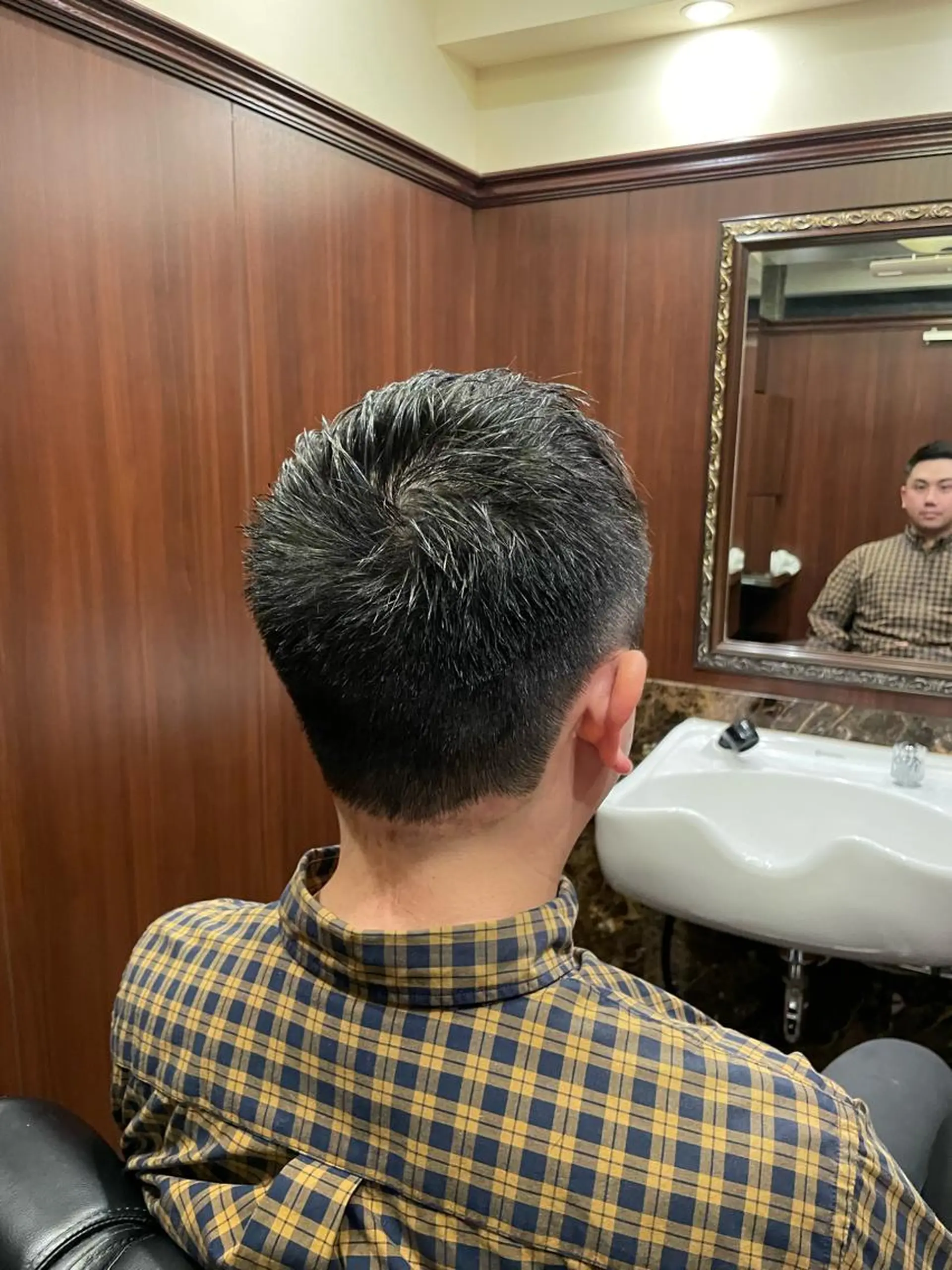 メンズ 横尾 太尊ビジネススタイルのヘアスタイル