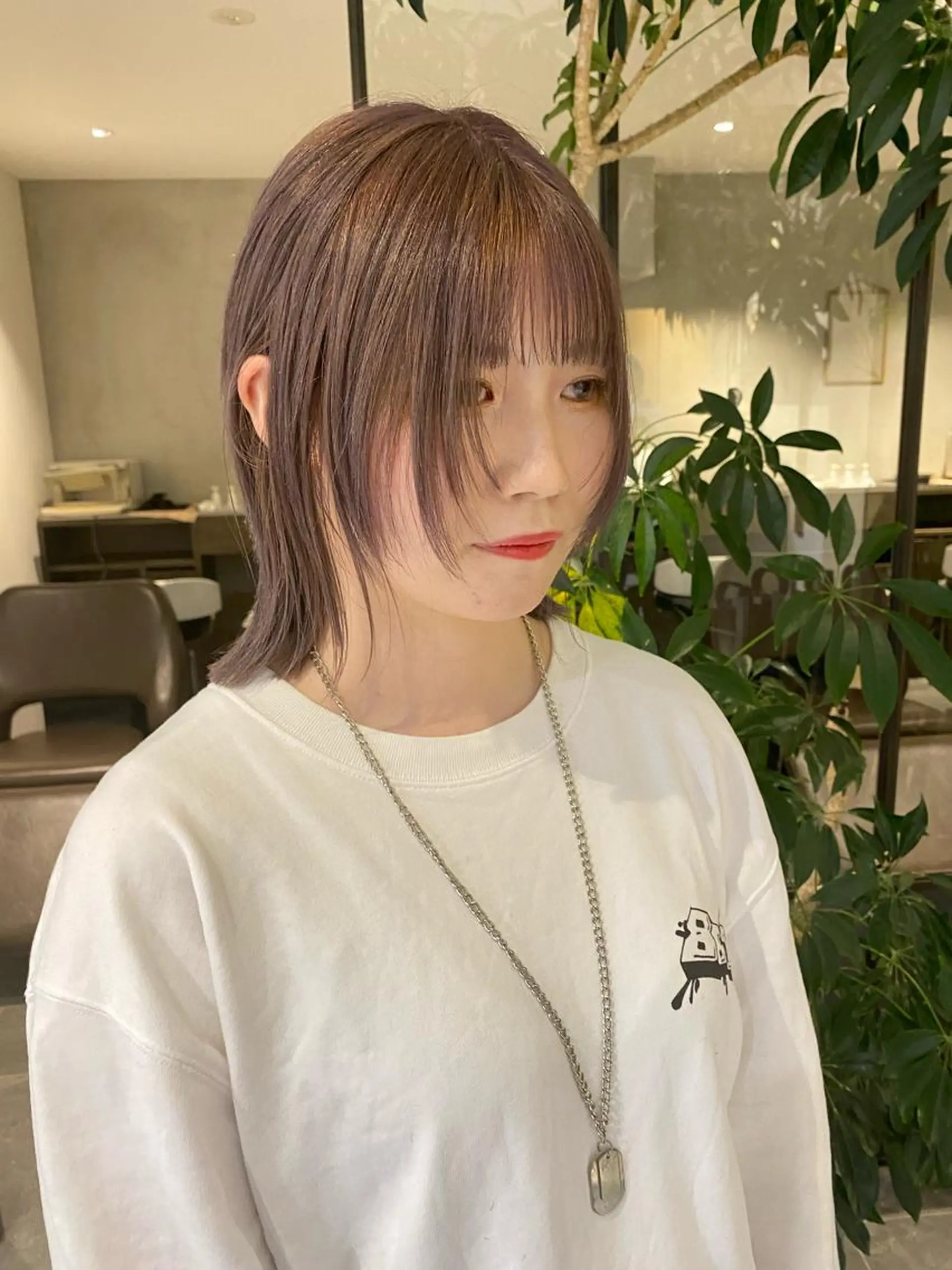 ミディアム カラー ベージュカラー ハイトーンカラー ハイトーンベージュ ラベンダーカラー ラベンダーベージュ pino.【ピノ】所属・pino代表ナガタ ユースケ/荻窪美容室のヘアスタイル