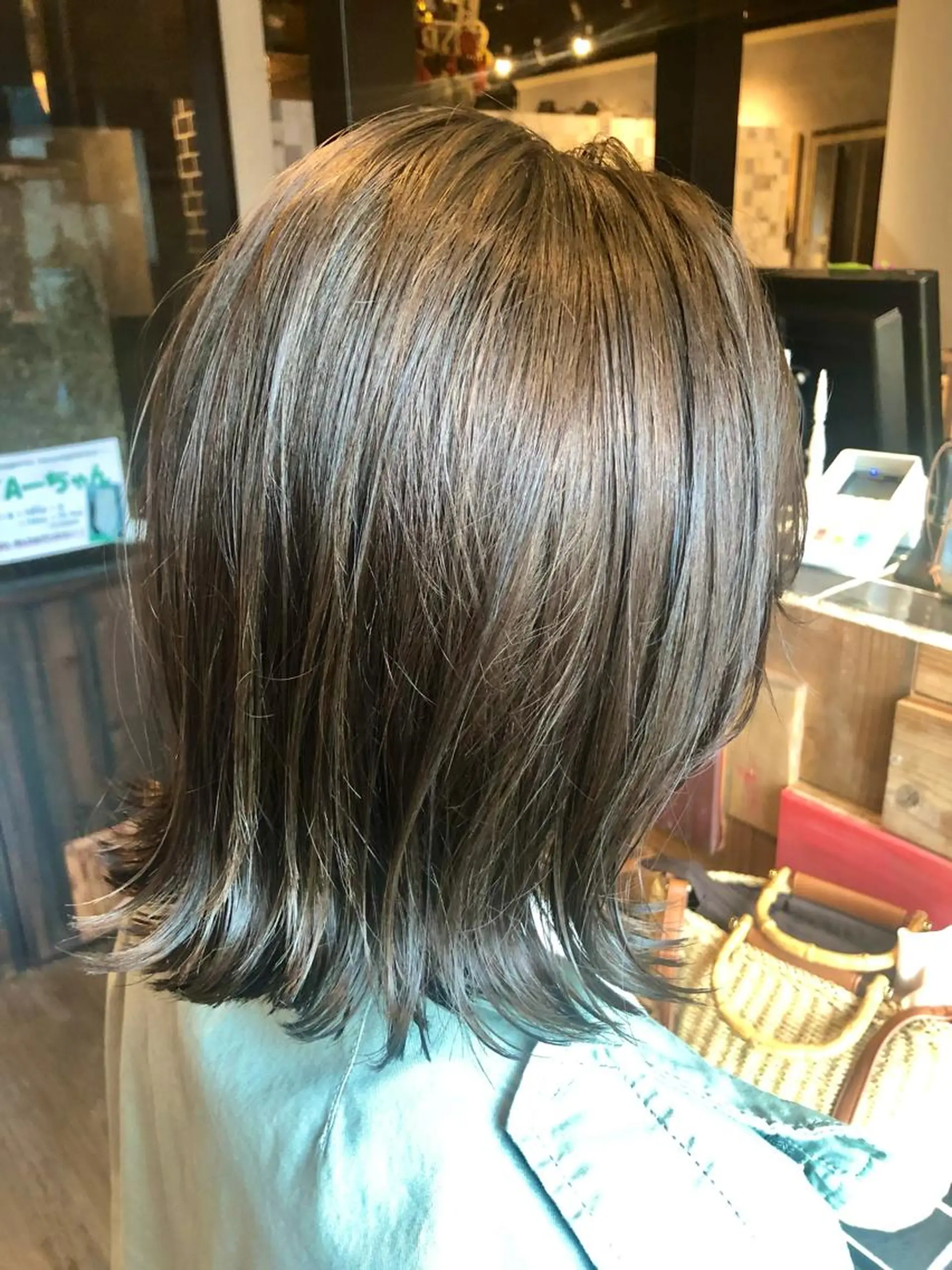 ミディアム カラー 韓国ヘア/レイヤー/ ツヤカラー/ Aiのヘアスタイル