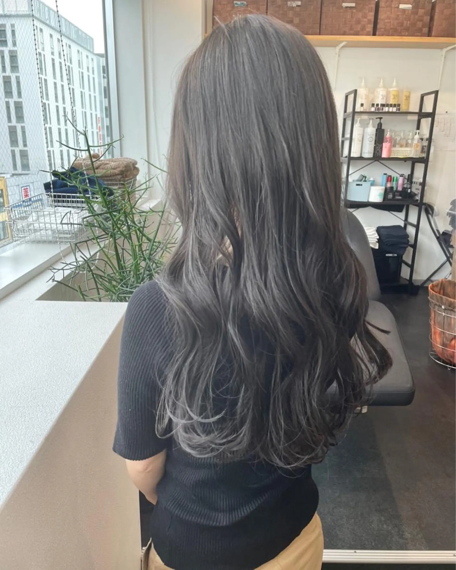 ロング カラー グレージュ JIL BLAN 京都所属・RU RIのヘアスタイル