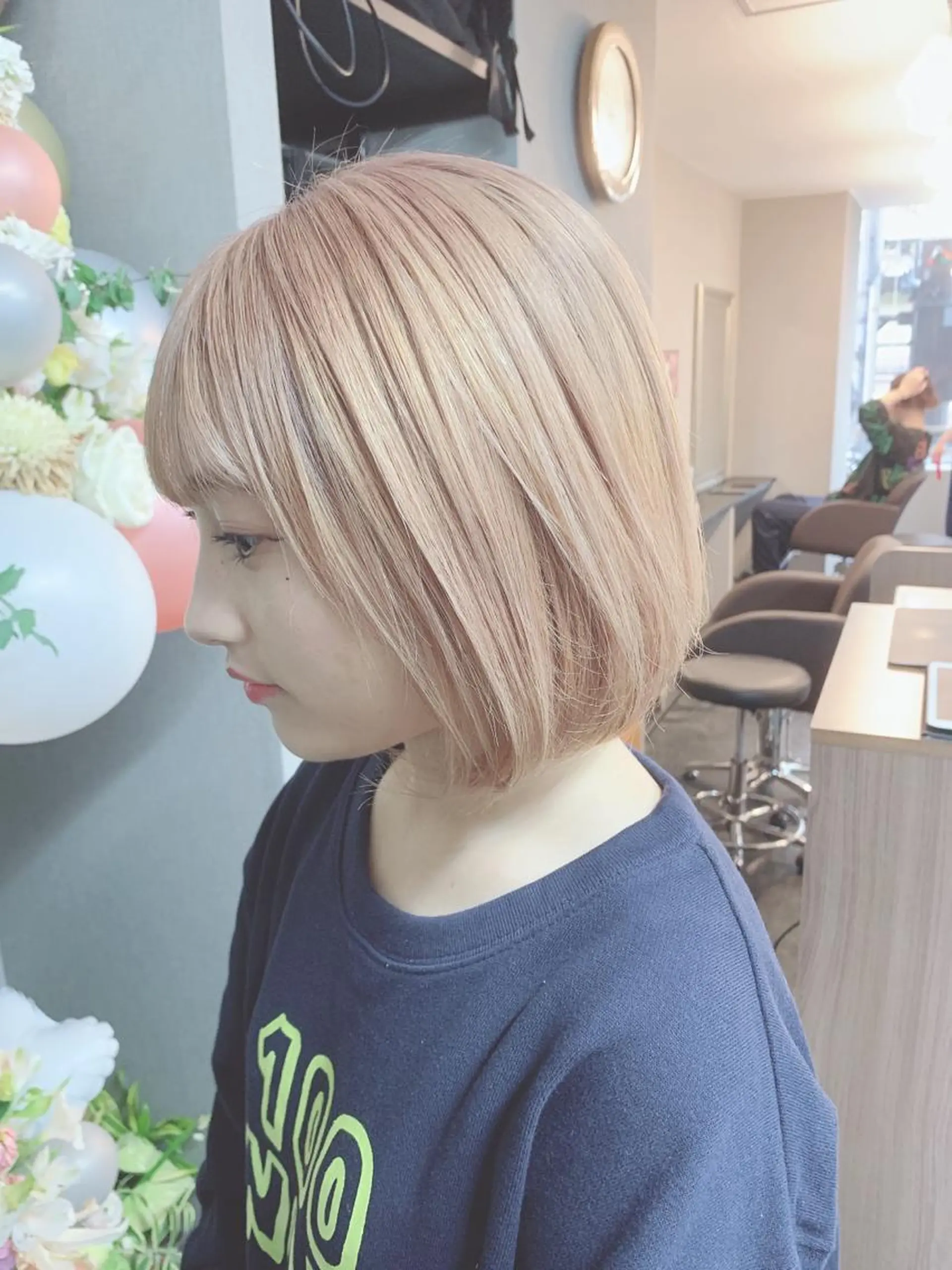 ショート アッシュ ハイライト レイヤーカット カット ヘアカラー トリートメント Selene hair OSAKAのヘアスタイル