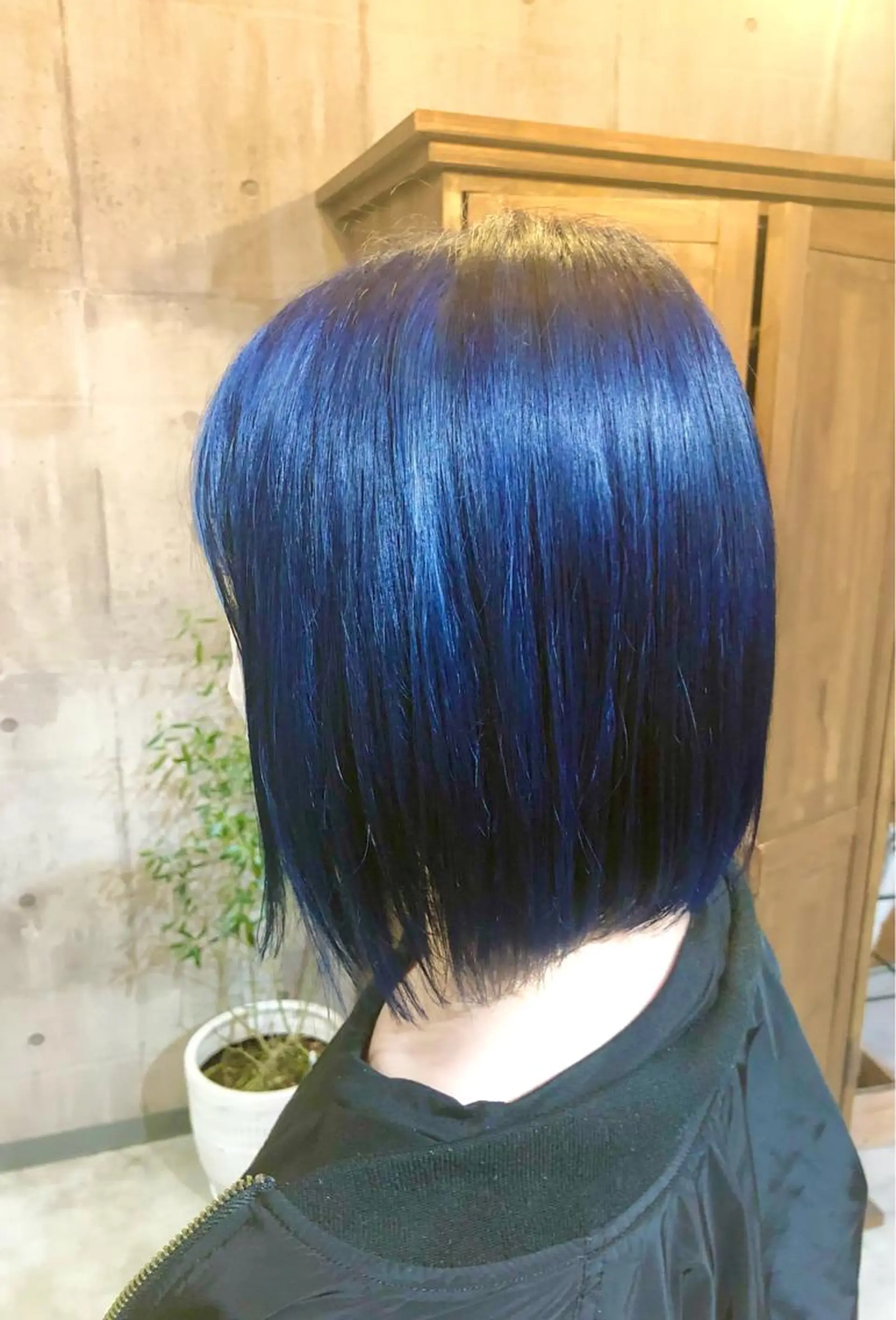 ショート 興津/韓国レイヤー ダブルカラー美髪縮毛のヘアスタイル