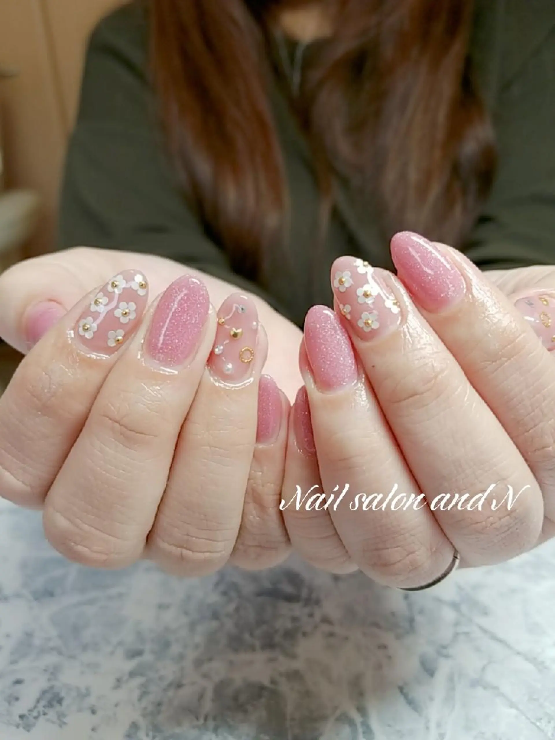 ネイル and Nのネイルデザイン