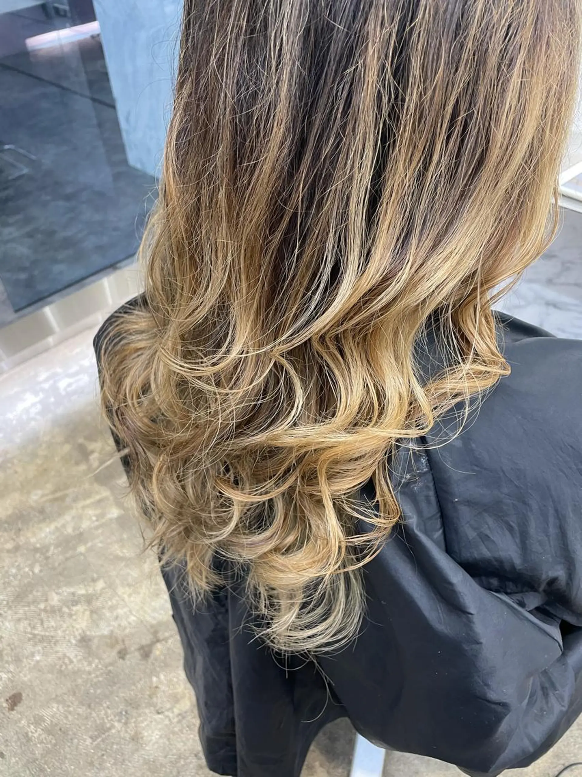 ロング カラー 韓国×網紅ヘア 🤍りん🤍のヘアスタイル