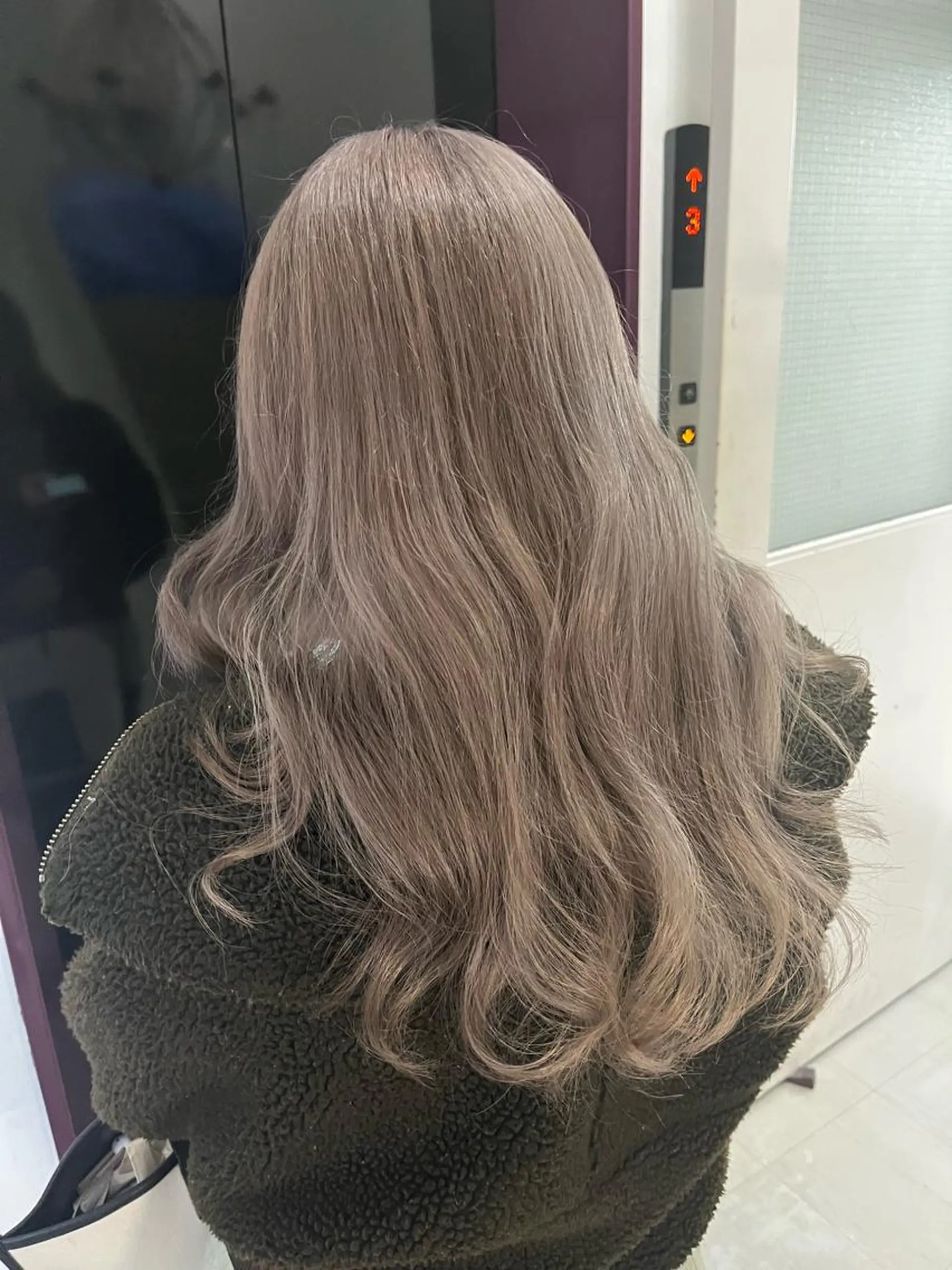 ロング カラー ブリーチ トリートメント カット ヘアカラー トリートメント ブリーチなしカラー/ 髪質改善　　佐藤 豪のヘアスタイル