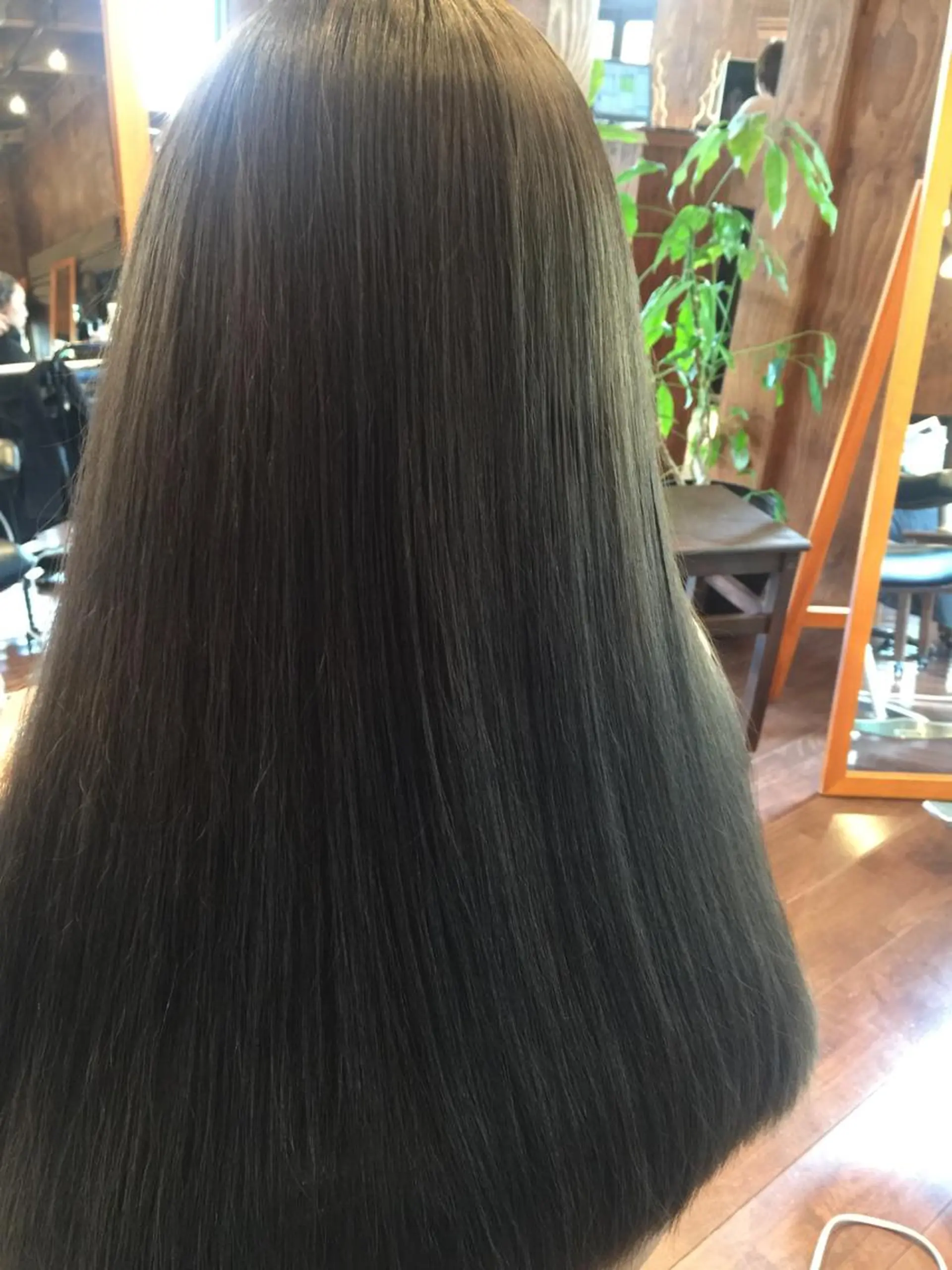 ロング ヘアカラー トリートメント ＠kutsu tetsuoのヘアスタイル