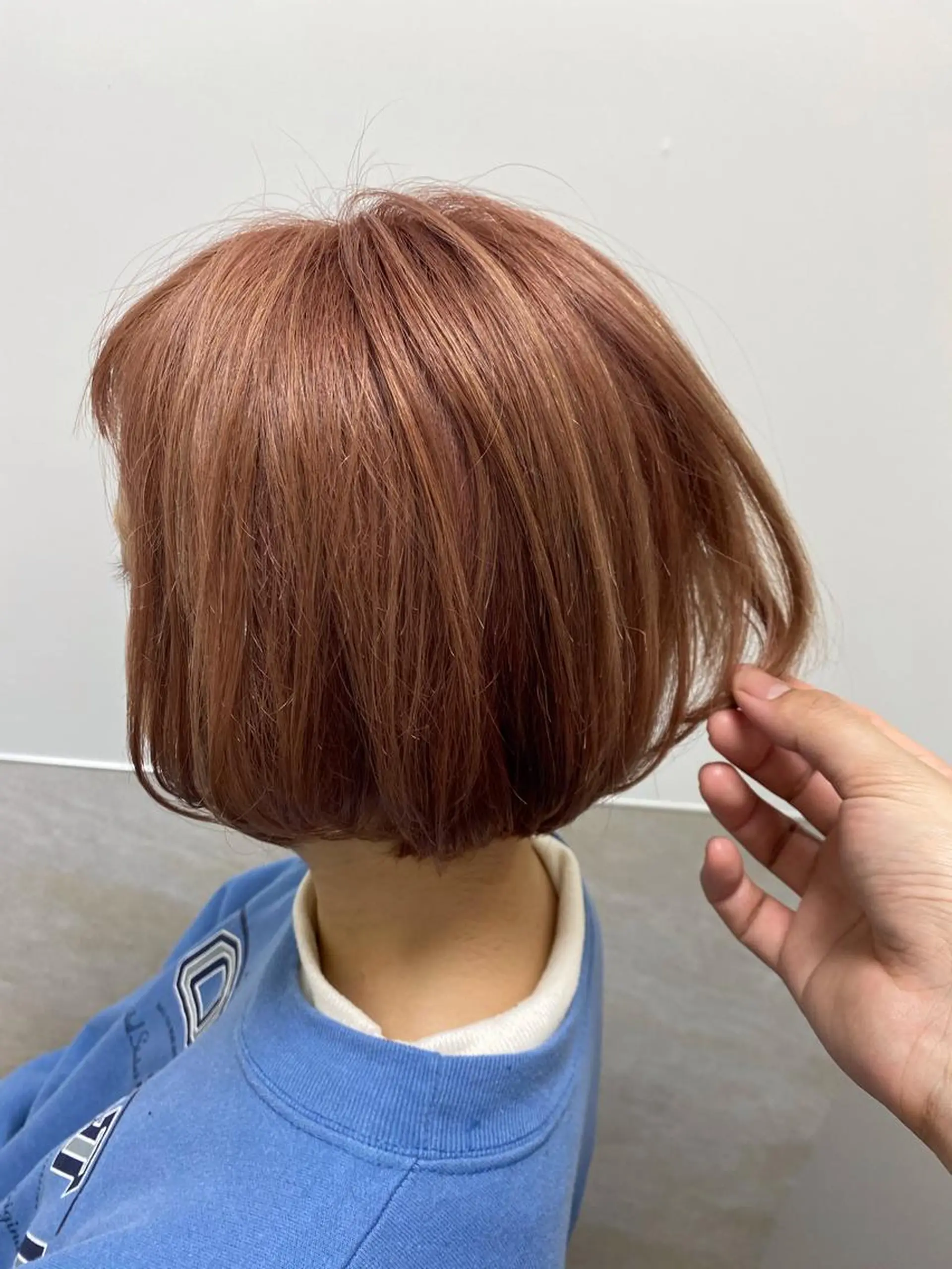 ミディアム カラー ブリーチ ere hair salonのヘアスタイル