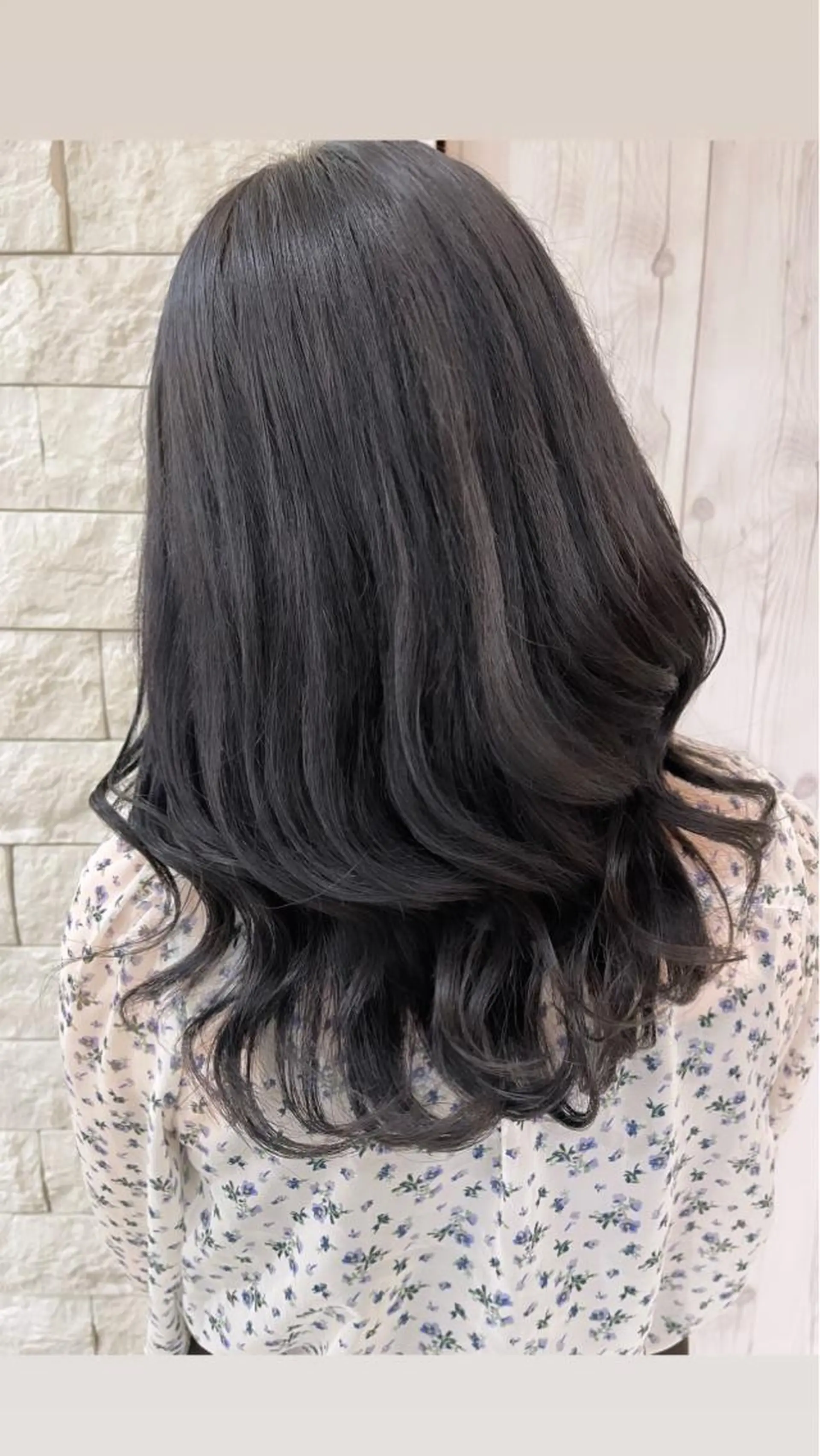 カラー 黒髪 ブルーカラー ブルーブラック 名古屋のピンク好き かずくん🦩のヘアスタイル