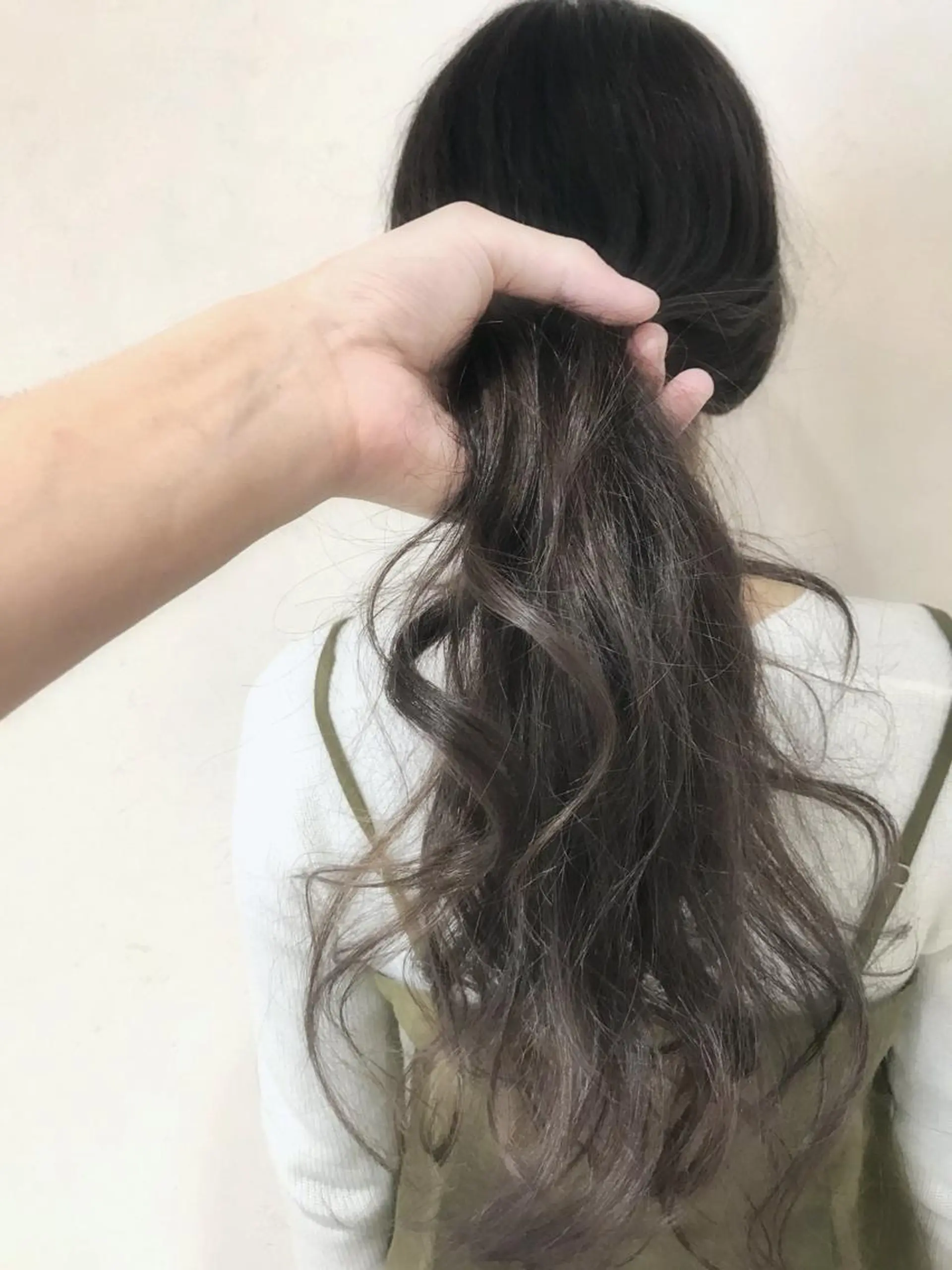 ミディアム セミロング ロング カラー パーマ ヘアアレンジ ダークグレー 縮毛矯正/美髪 髪質改善/石田幸輔のヘアスタイル