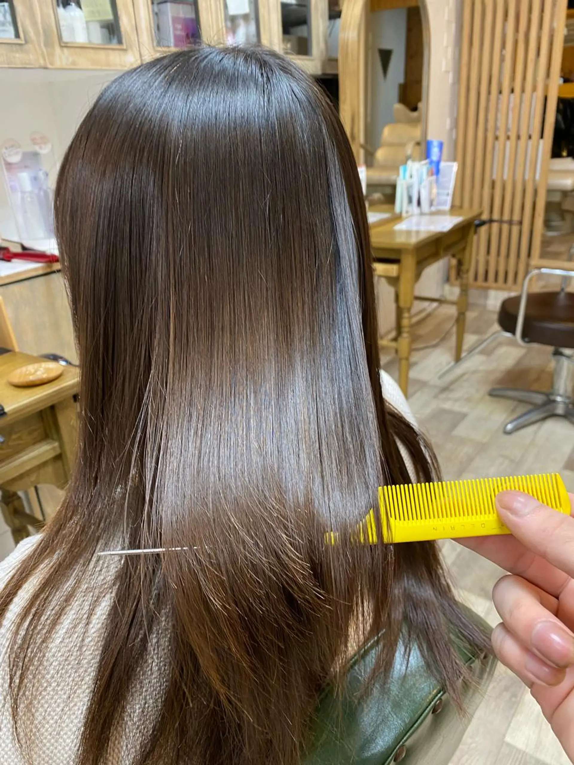 セミロング 髪質改善✨ 角谷　勇のヘアスタイル