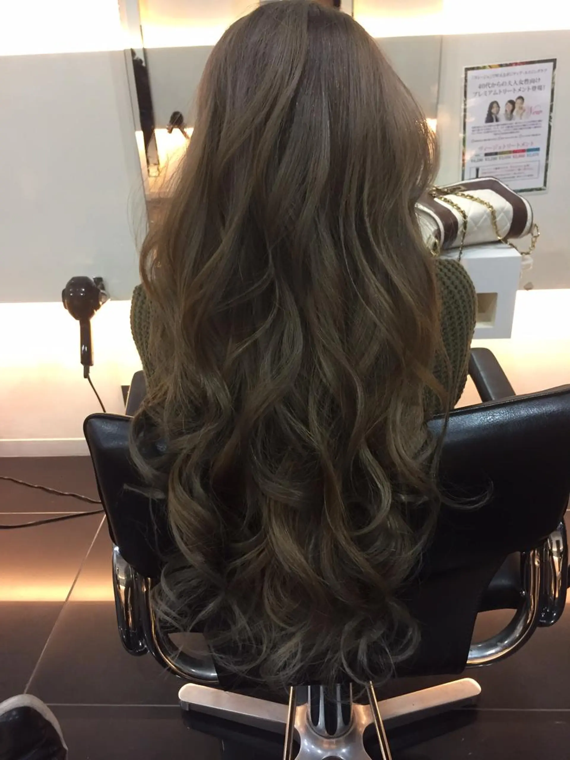 ロング カラー 関口 友行のヘアスタイル