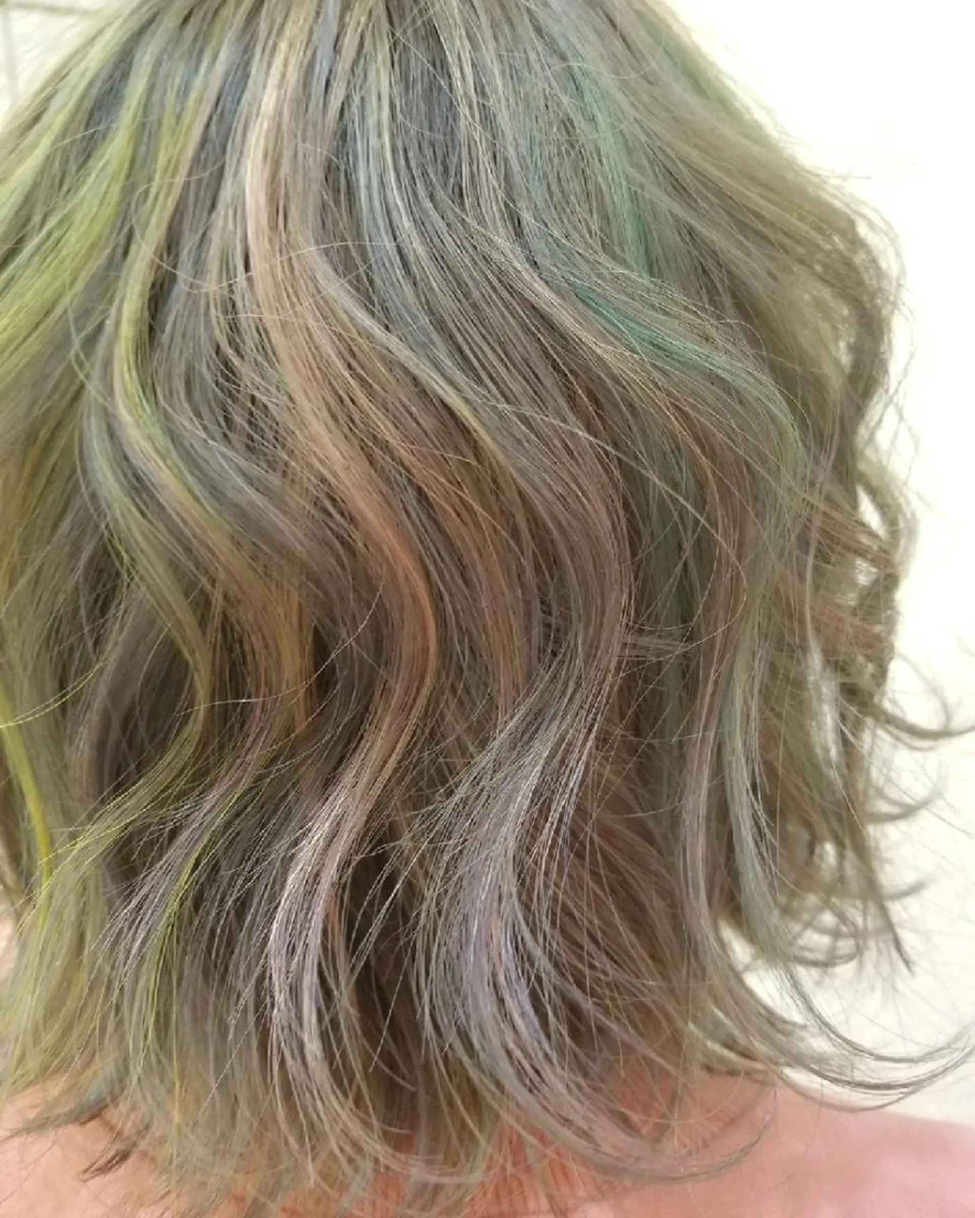 ショート カラー ユニコーンカラー Le Lien カジのヘアスタイル