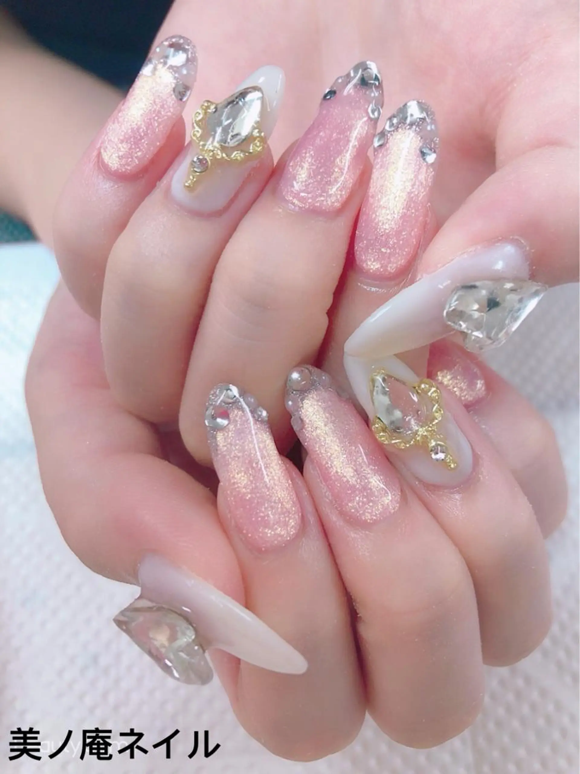 ネイル 美ノ庵ネイルサロン メトロポリタン前店のネイルデザイン