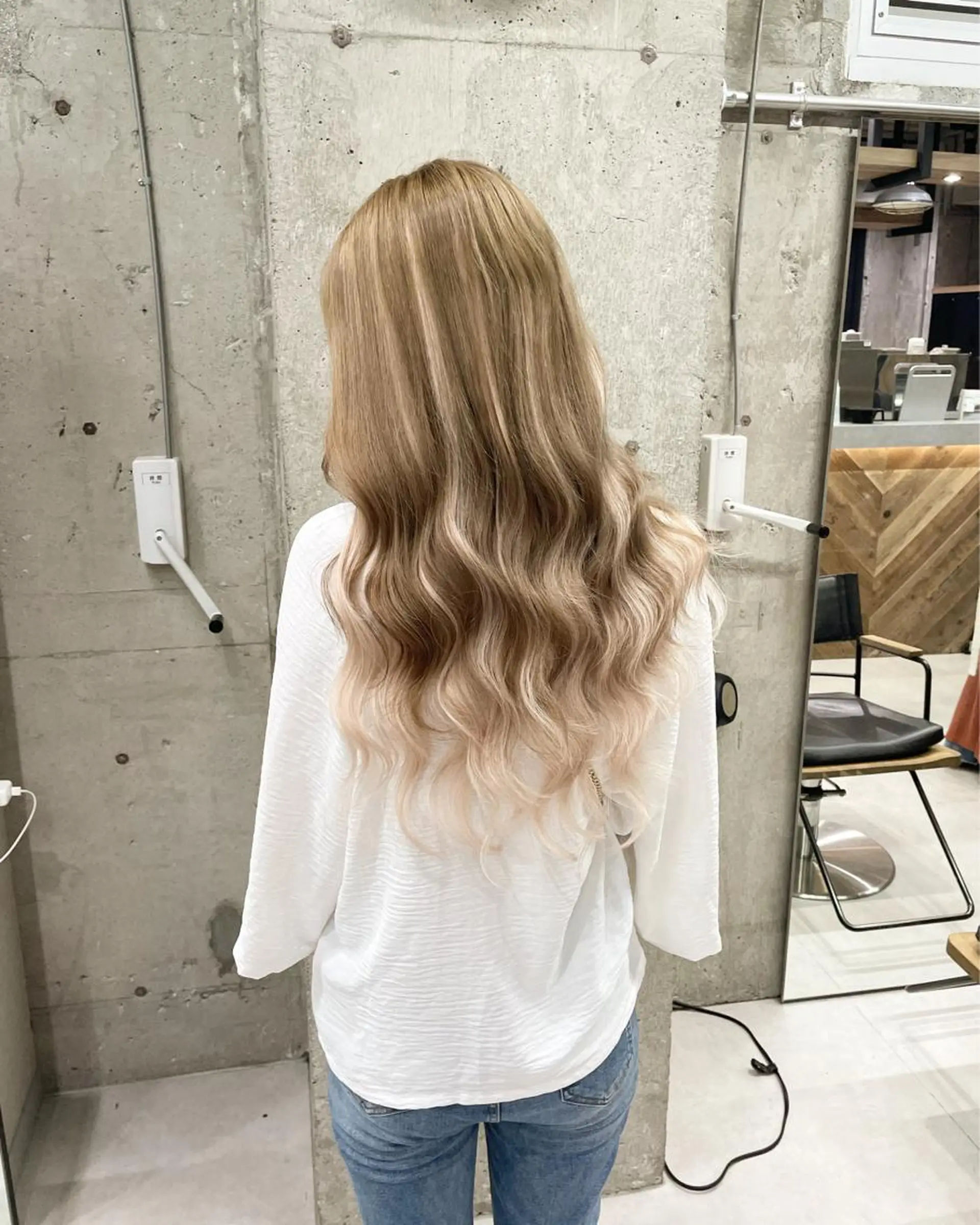 ロング カラー ヘアアレンジ エクステ TATSUYA アートディレクターのヘアスタイル